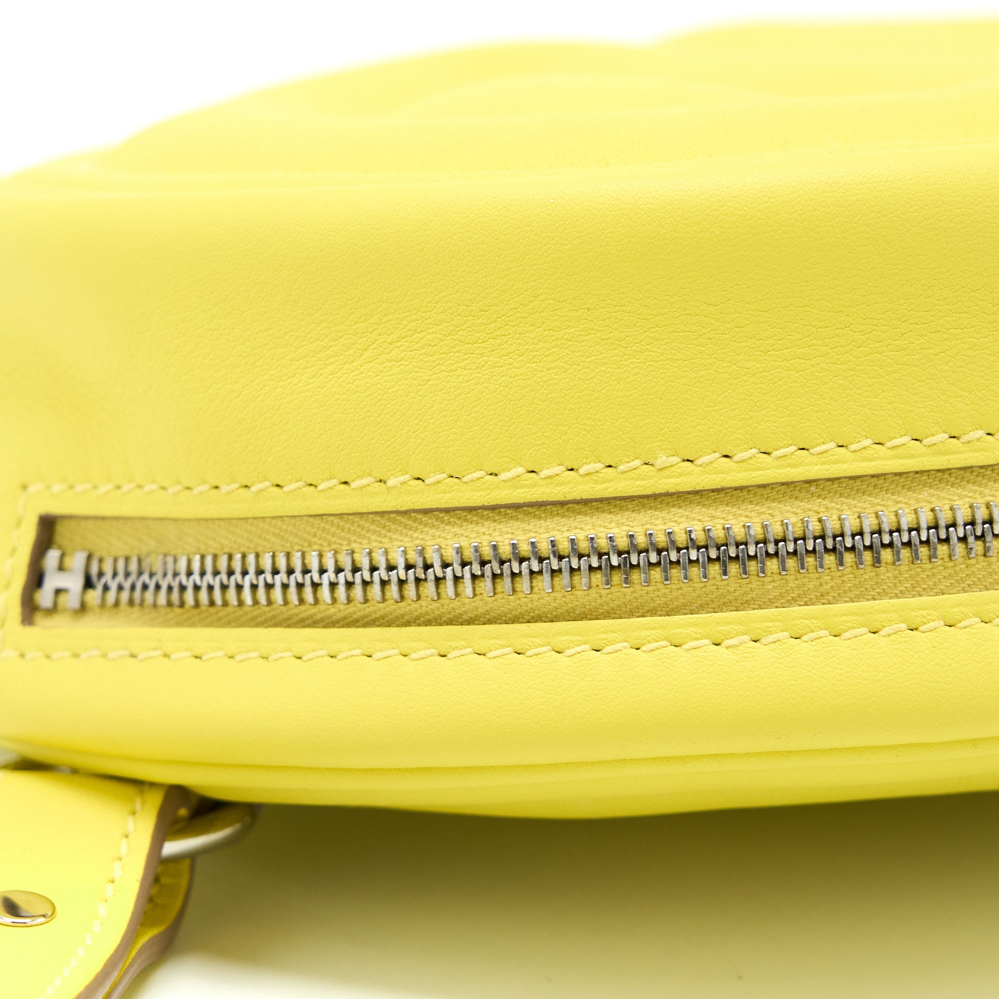 HERMES IN THE LOOP BELT BAG SWIFT LIME/SESAME SHW