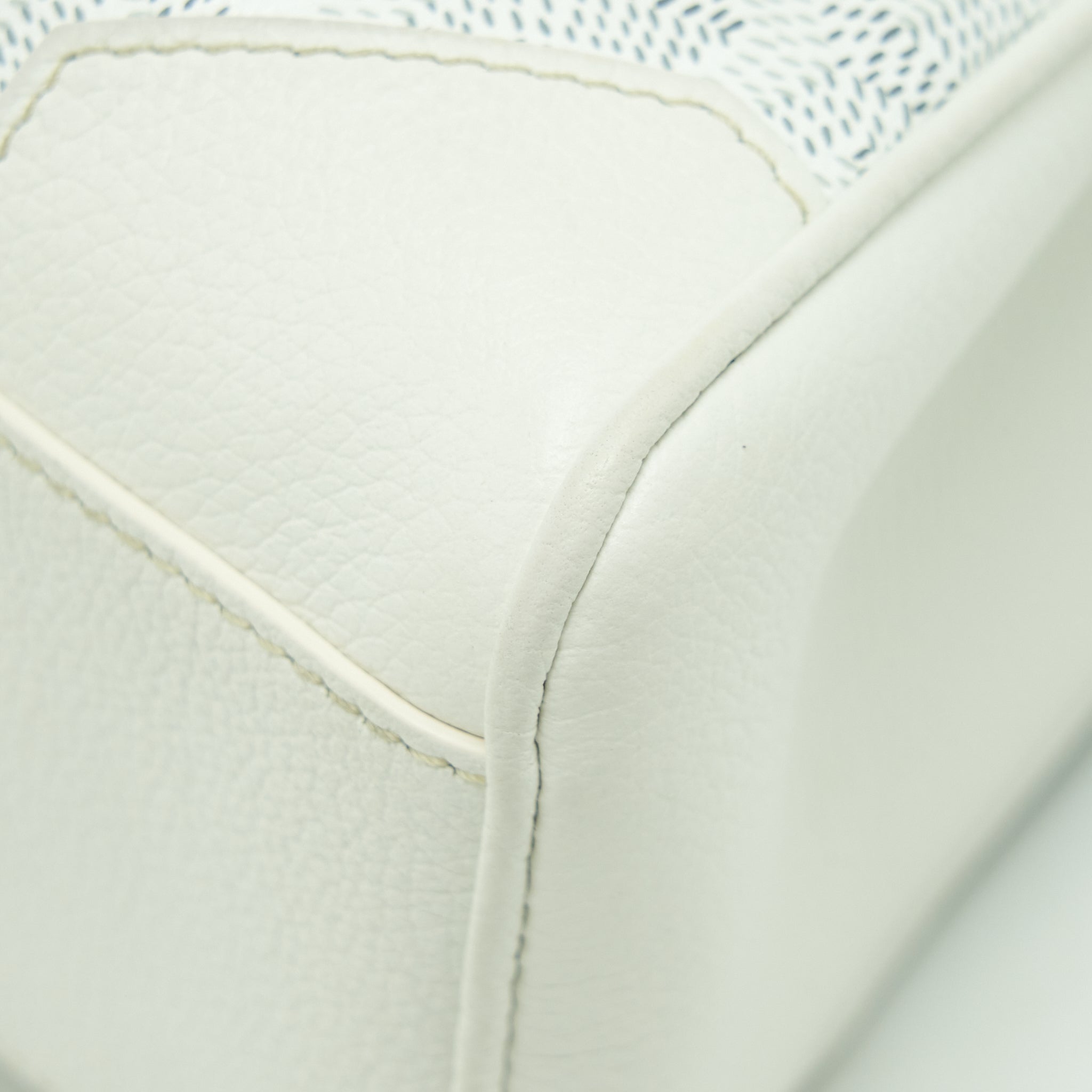 GOYARD SAIGON MINI GOYARDINE CANVAS WHITE SHW