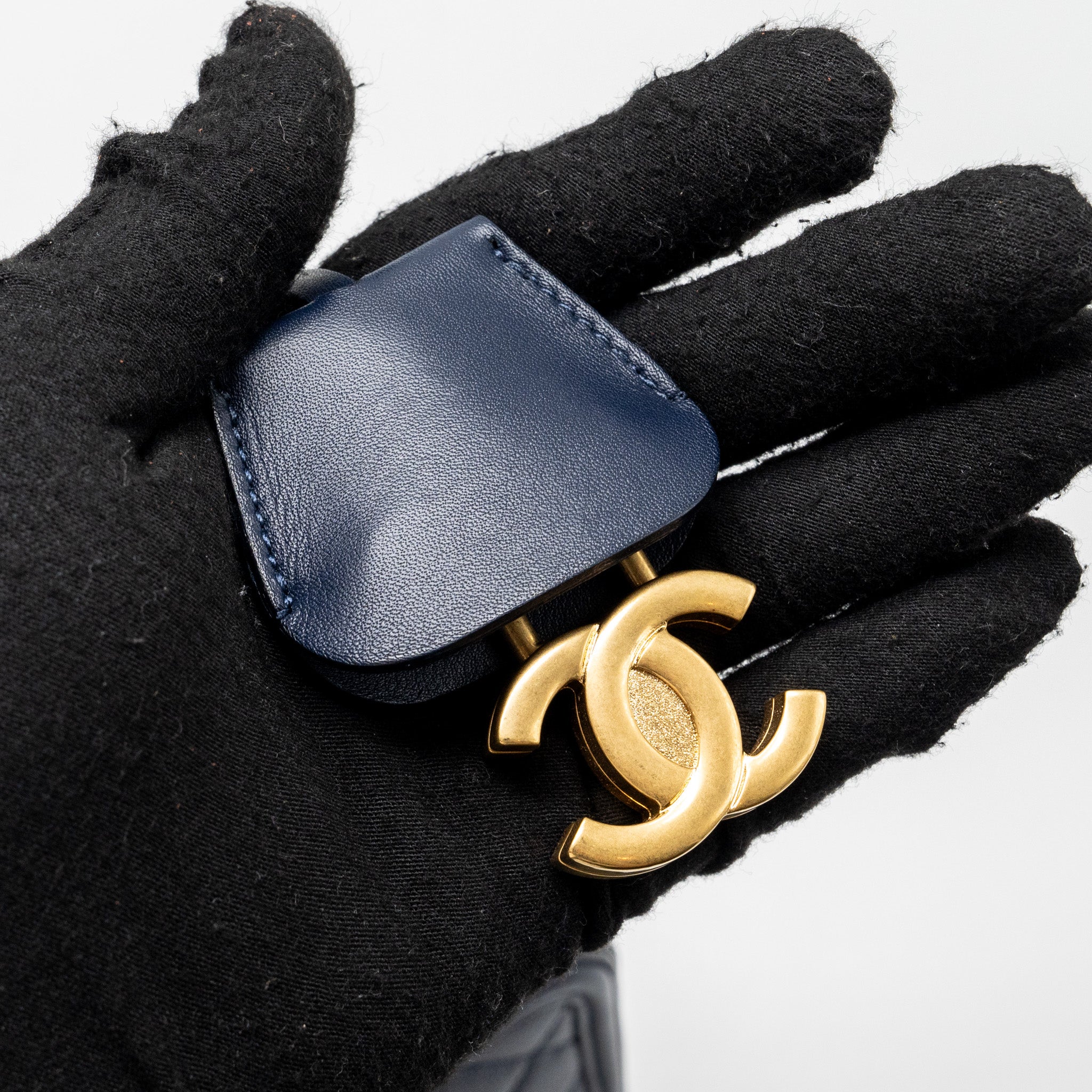 CHANEL FILIGREE CAMERA BAG CAVIAR DARK BLUE GHW