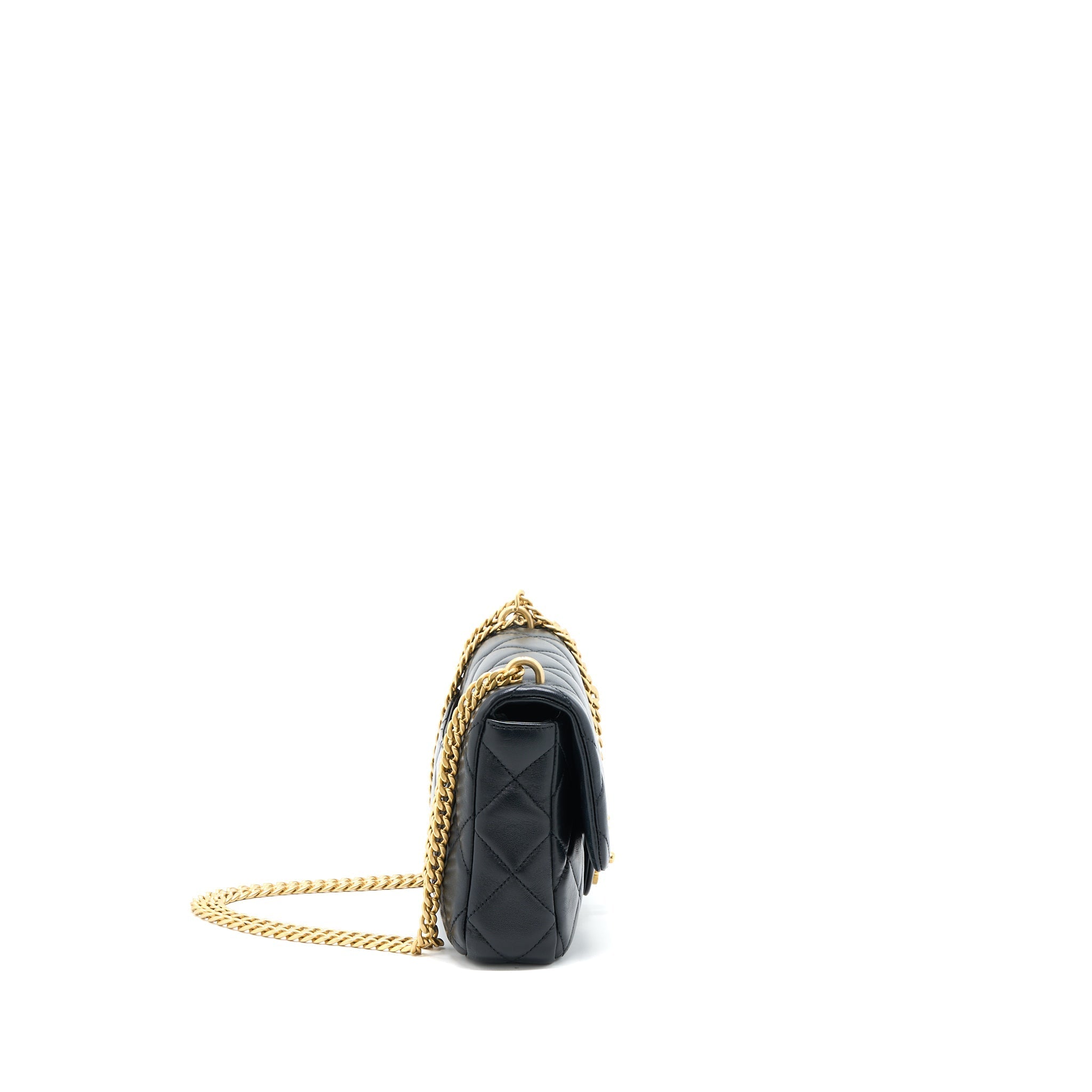 CHANEL 22P ENEMAL FLAP BAG LAMBSKIN BLACK GHW (MICROCHIP)