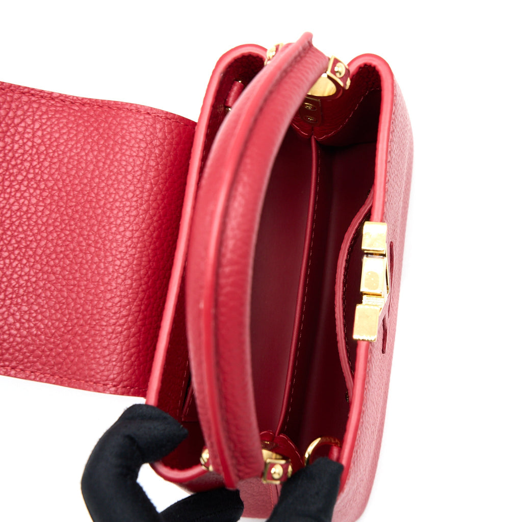 LOUIS VUITTON CAPUCINES MINI TAURILLON SCARLET GHW (NEW VERSION)