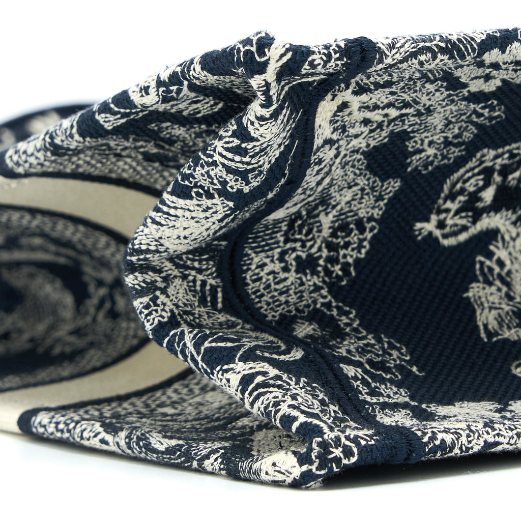DIOR MEDIUM BOOK TOTE BLUE TOILE DE JOUY EMBROIDERY
