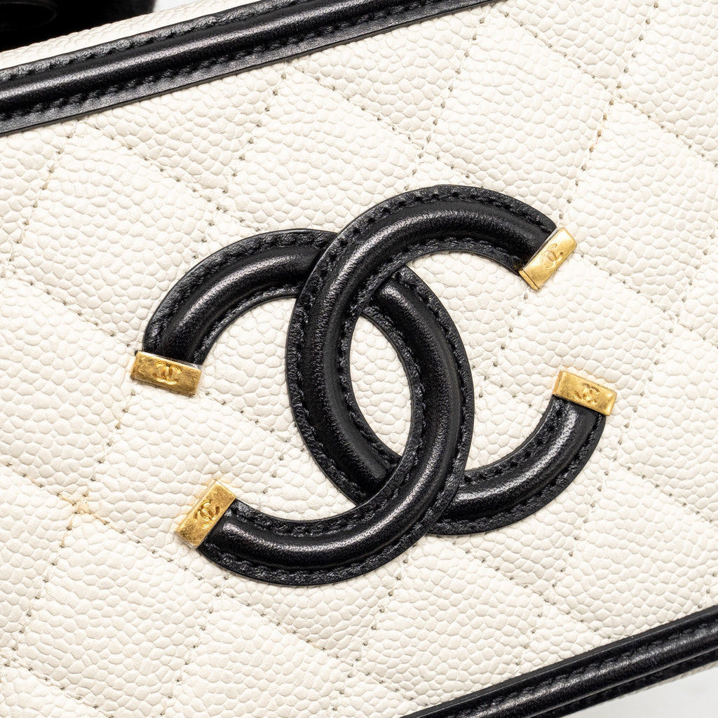 CHANEL CC FILIGREE VANITY CASE CAVIAR WHITE/BLACK GHW