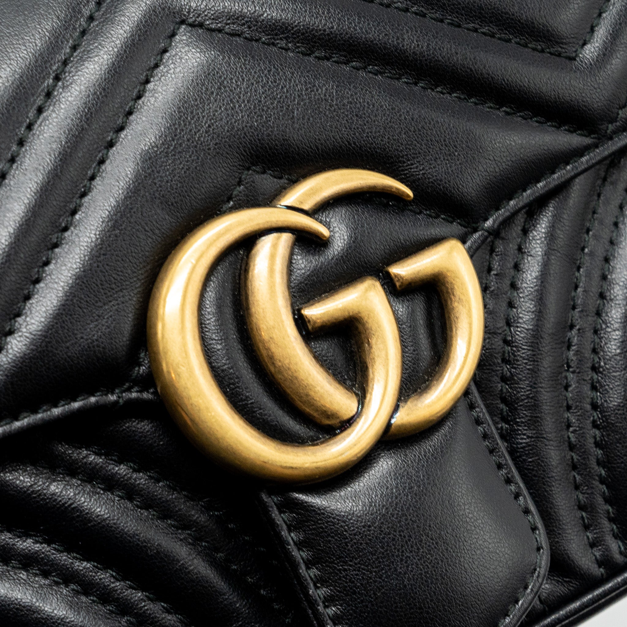 GUCCI MINI MARMONT BAG CALFSKIN BLACK GHW