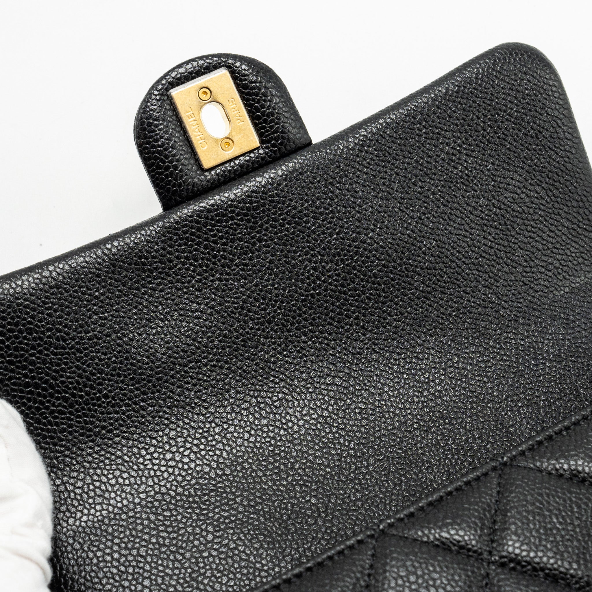 CHANEL 21A DETAILED CHAINS FLAP BAG CAVIAR BLACK GHW (MICROCHIP)
