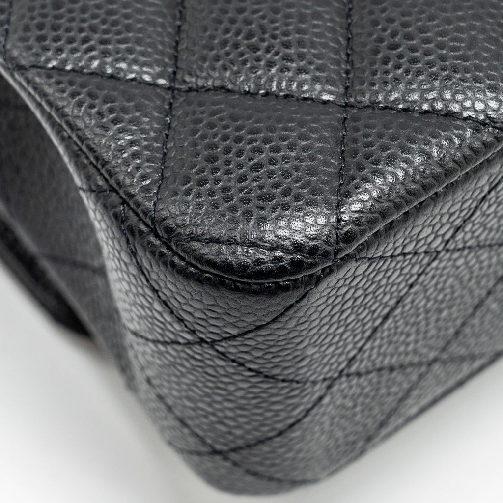 CHANEL MEDIUM CLASSIC DOUBLE FLAP BAG CAVIAR BLACK GHW