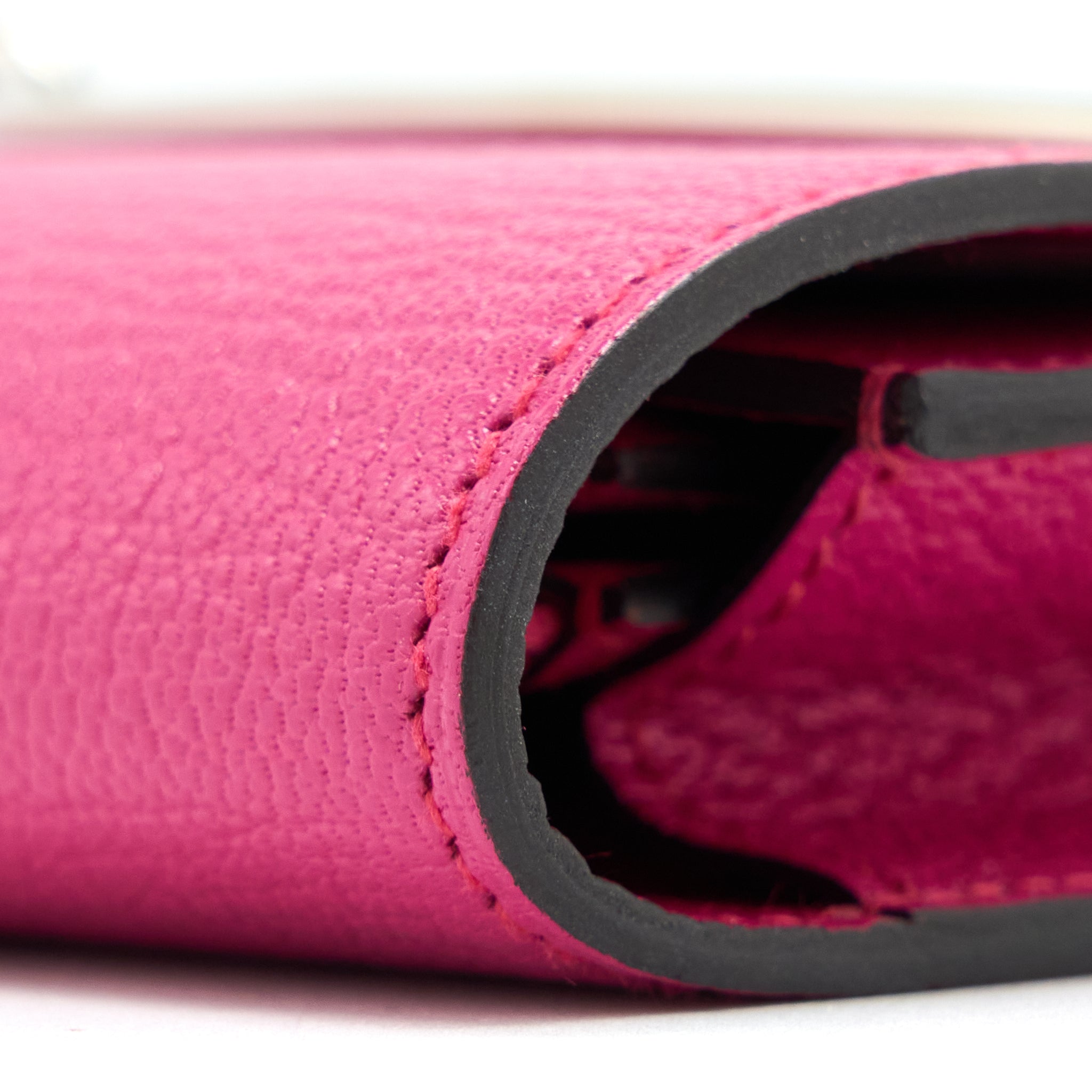 HERMES ROULIS SLIM CHÈVRE MYSORE 5R ROSE SHOCKING SHW