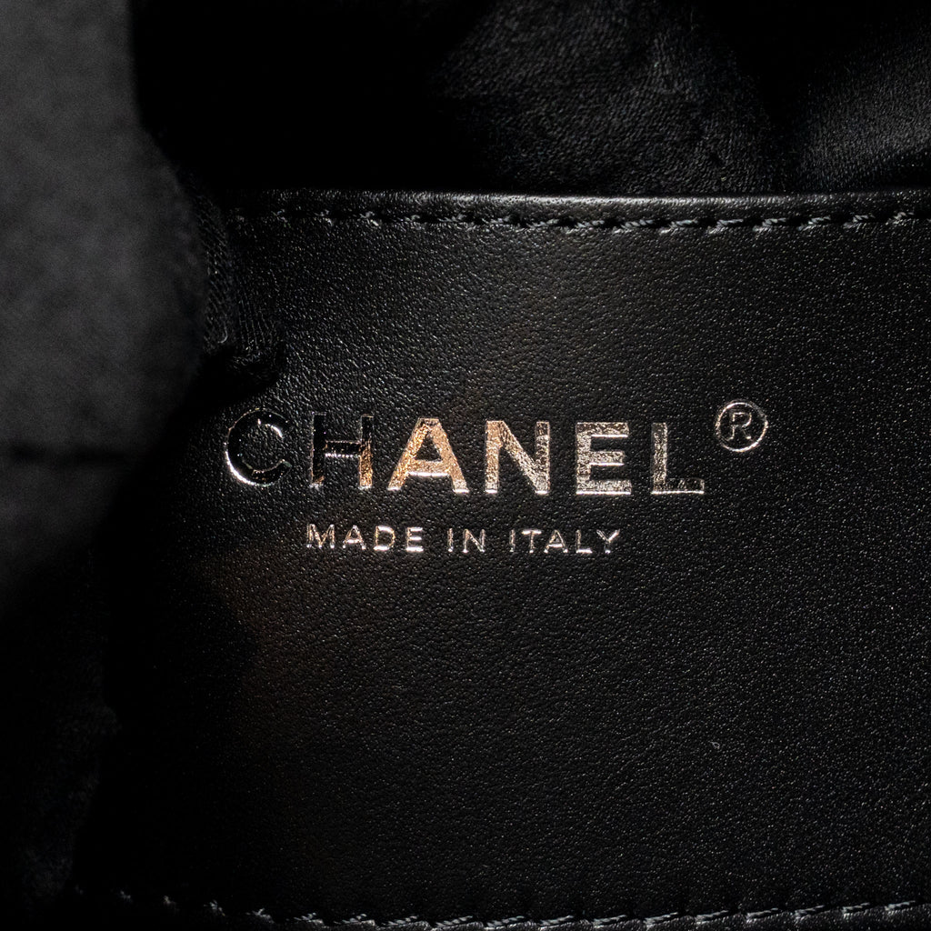 CHANEL SMALL 25 BAG CRUMPLED SHINY CALFSKIN BLACK MULTICOLOUR HARDWARE (MICROCHIP) (Copy)