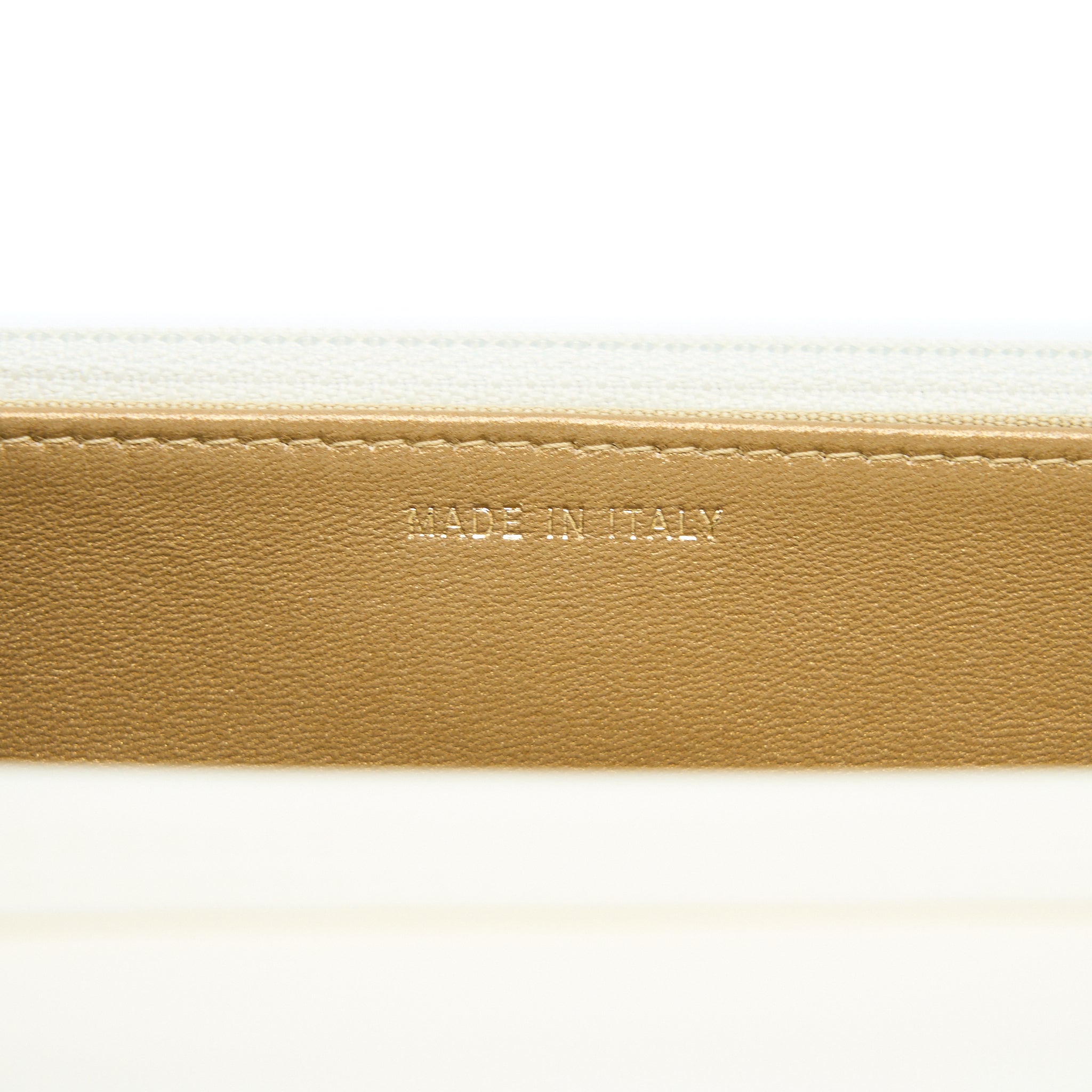 CHANEL PEARL CRUSH WALLET ON CHAIN LAMBSKIN WHITE BRUSHED GHW (MICROCHIP)