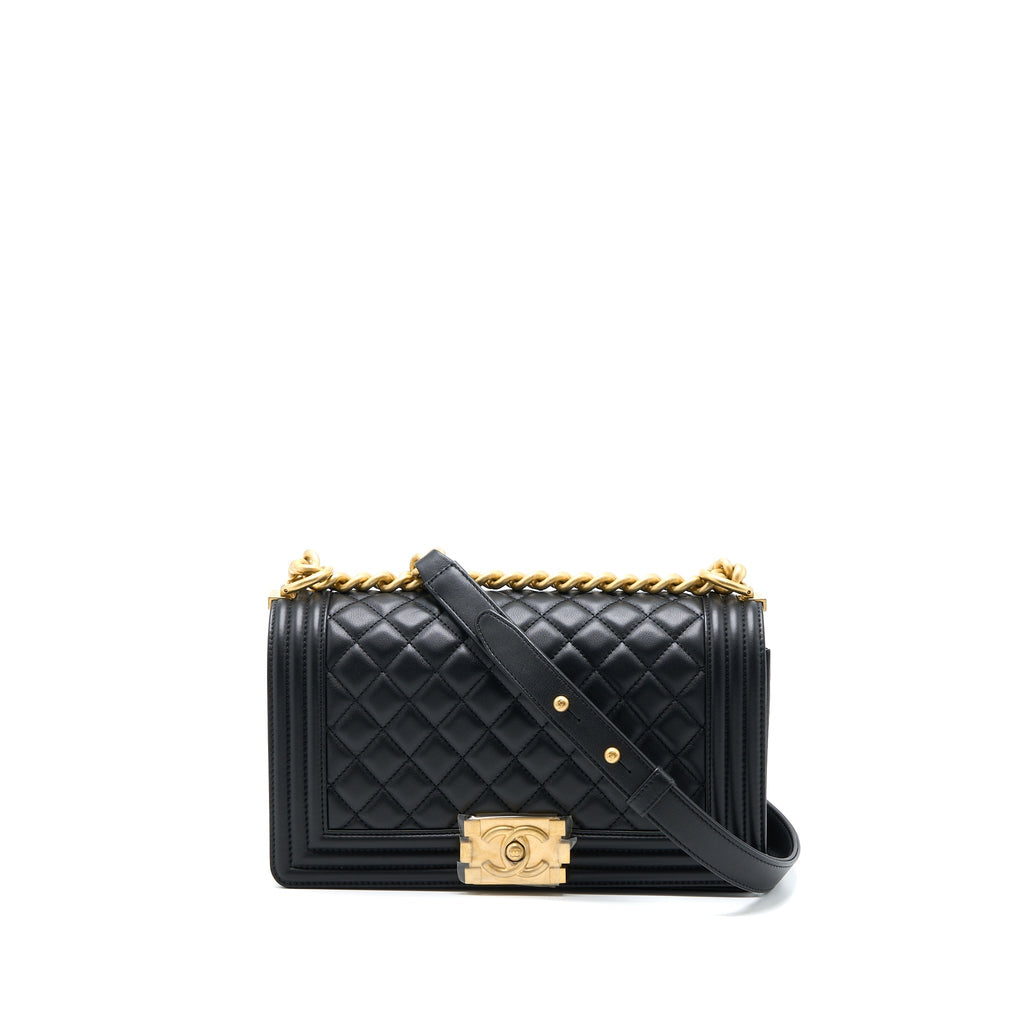 CHANEL MEDIUM BOY BAG CALFSKIN BLACK GHW (MICROCHIP)