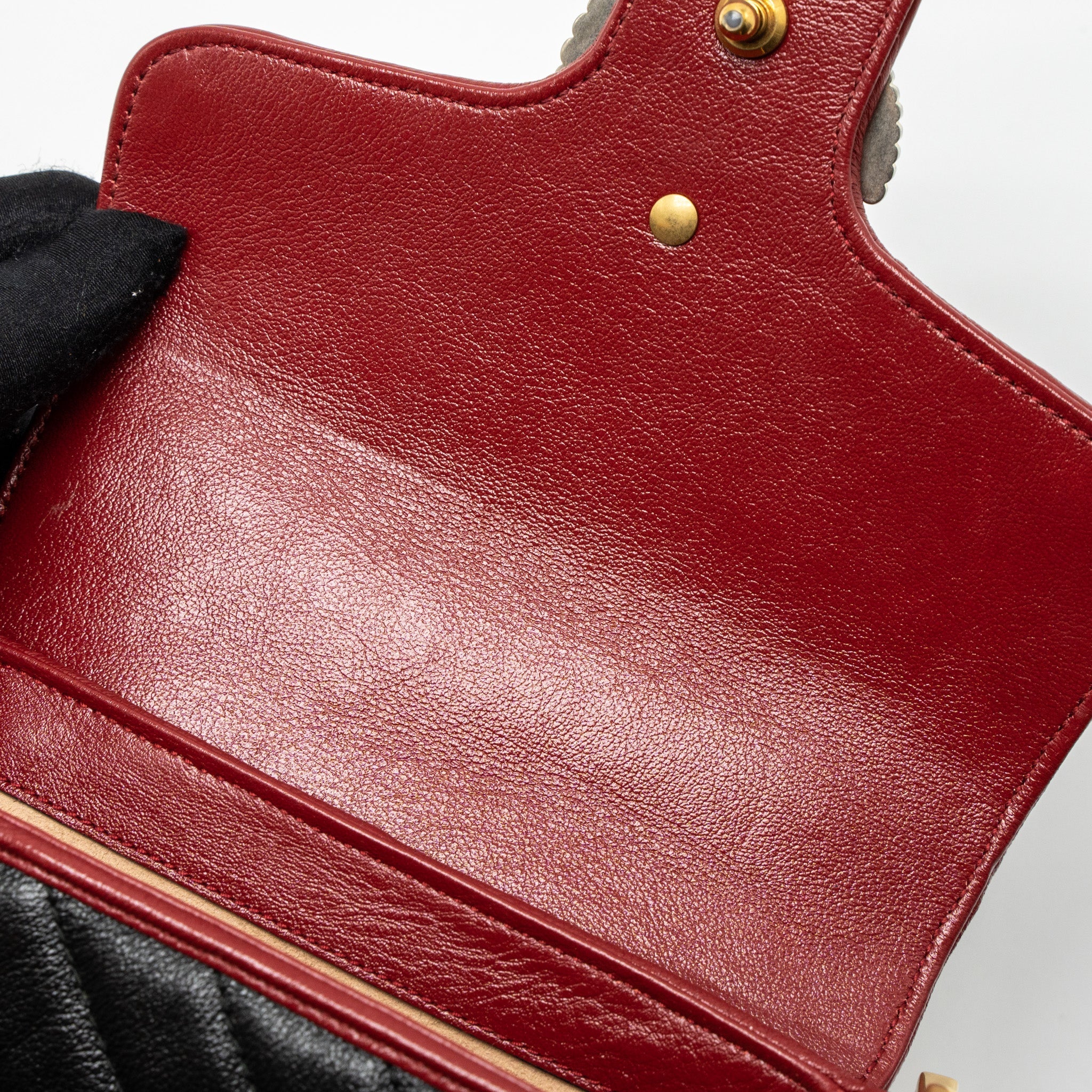 GUCCI GG MARMONT MINI TOP HANDLE BAG CALFSKIN BLACK/RED GHW
