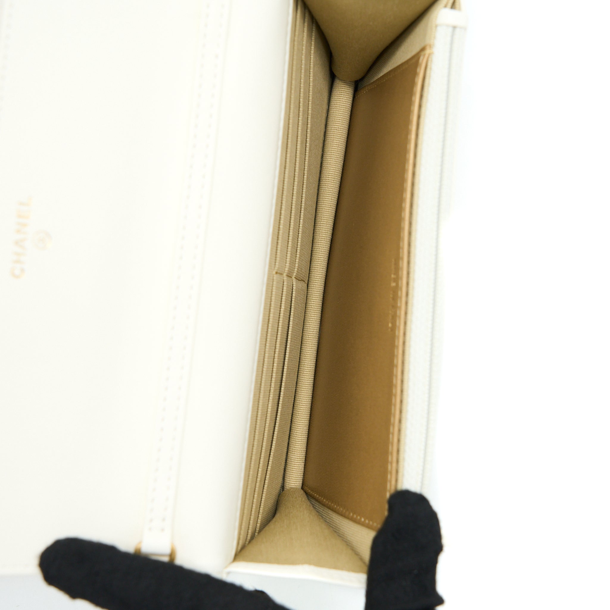 CHANEL PEARL CRUSH WALLET ON CHAIN LAMBSKIN WHITE BRUSHED GHW (MICROCHIP)