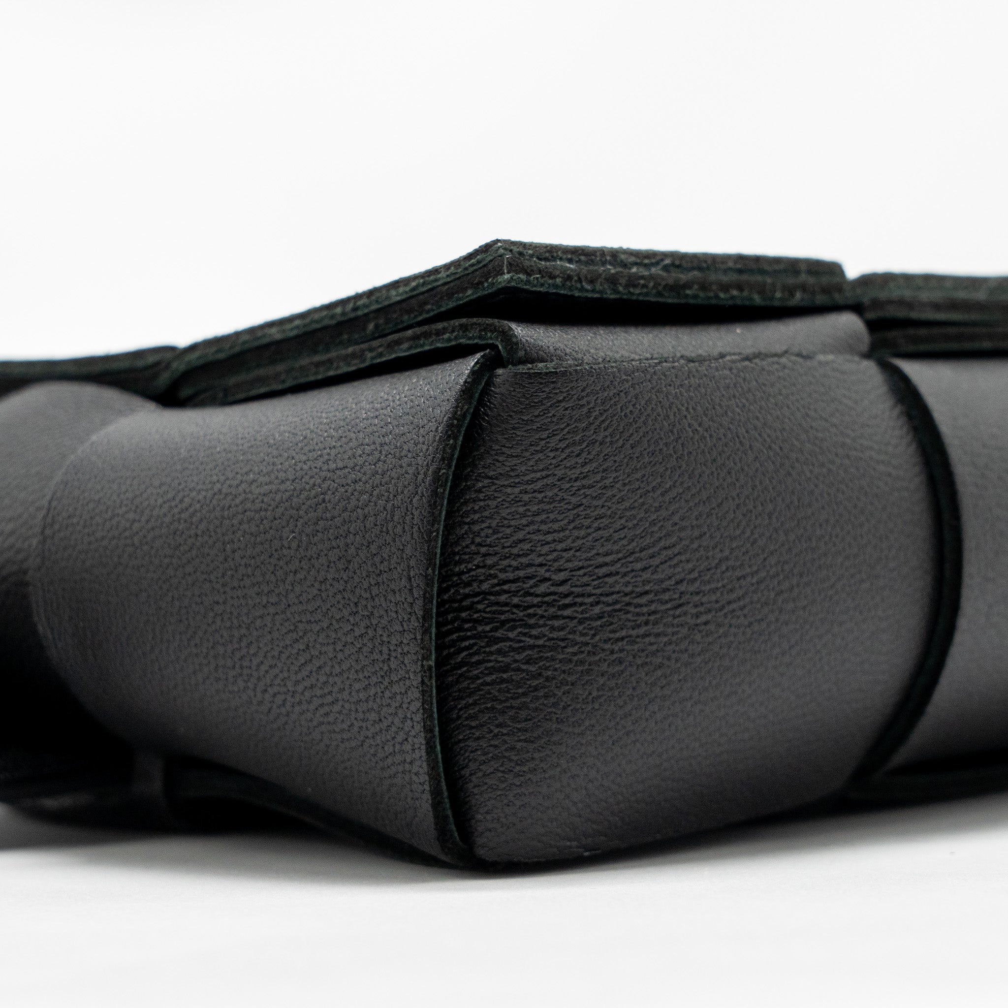 BOTTEGA VENETA CASSETTE BELT BAG LAMBSKIN BLACK GHW