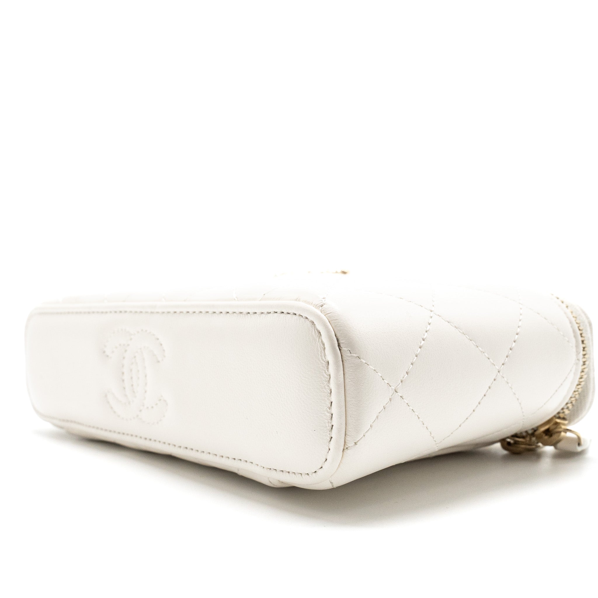 CHANEL 23K CAMELLIA TOP HANDLE LONG VANITY CASE WITH CHAIN CALFSKIN WHITE LGHW (MICROCHIP)
