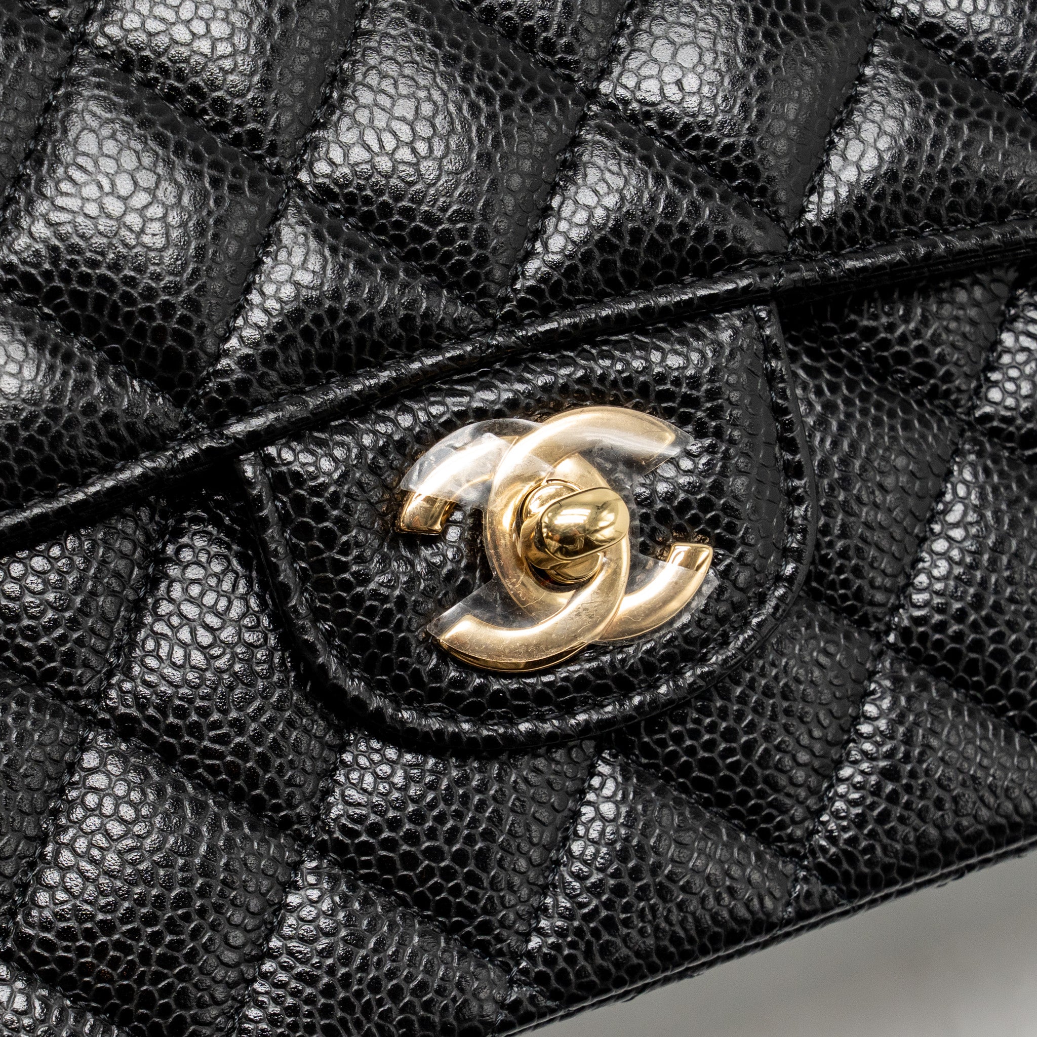 CHANEL MEDIUM CLASSIC DOUBLE FLAP BAG CAVIAR BLACK GHW