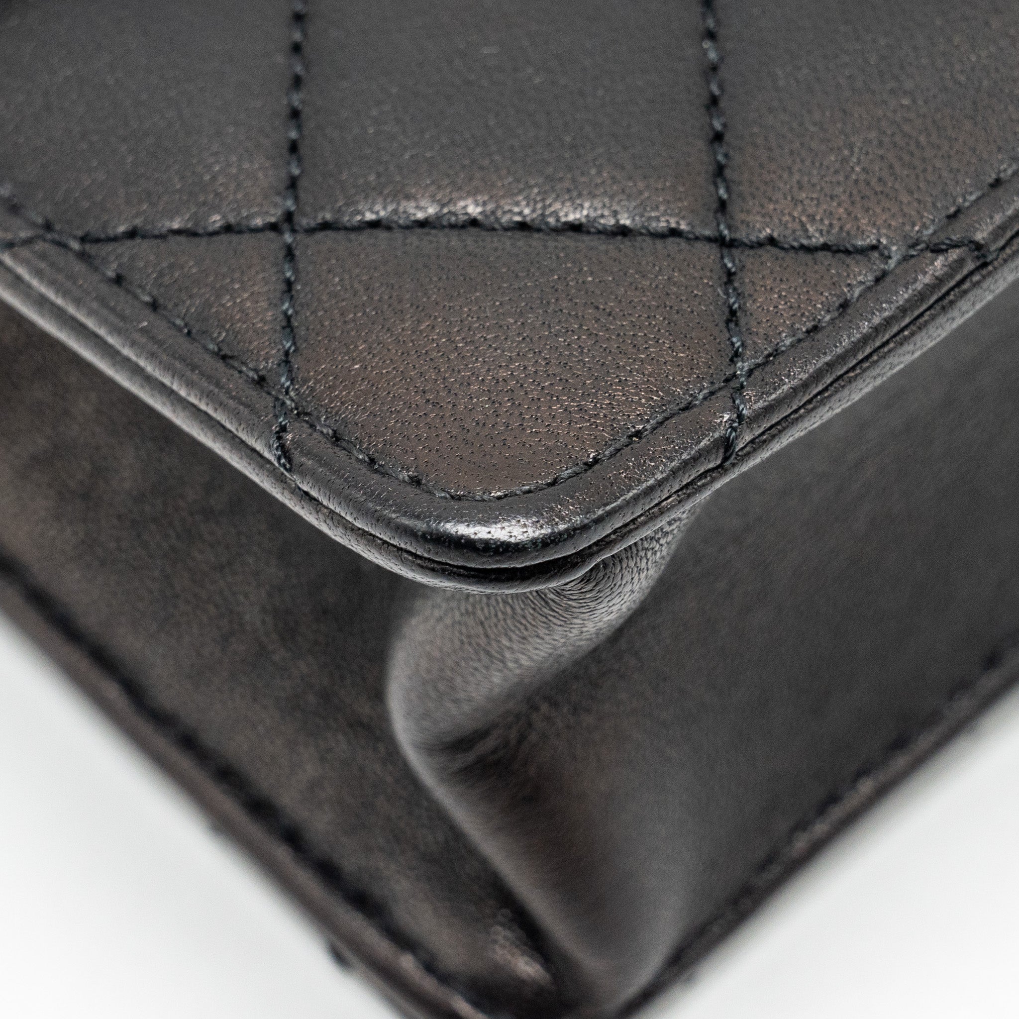 CHANEL VERTICAL PEARL FLAP BAG GOATSKIN BLACK GHW