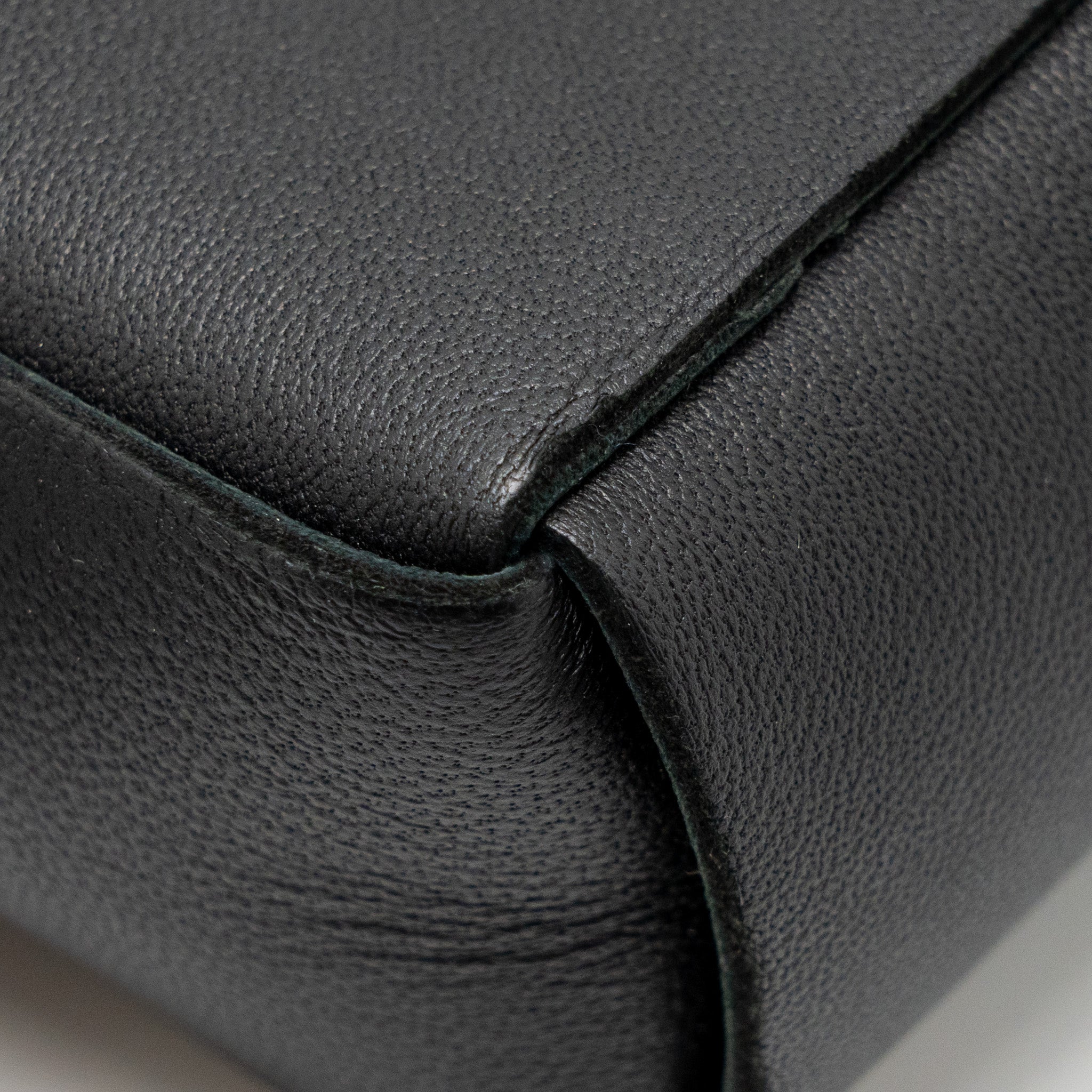 BOTTEGA VENETA CASSETTE BELT BAG LAMBSKIN BLACK GHW