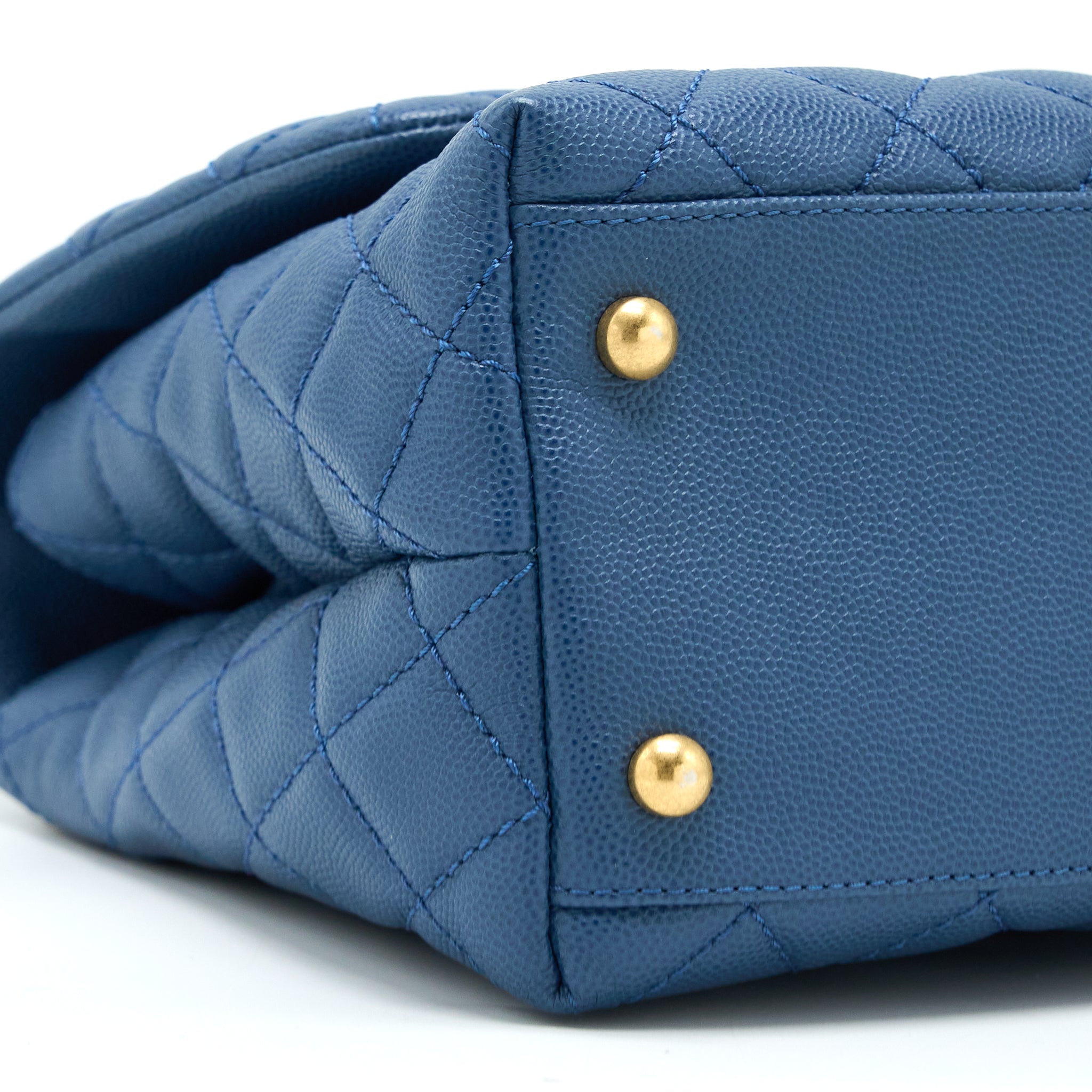 CHANEL MEDIUM COCO HANDLE FLAP BAG CAVIAR BLUE GHW