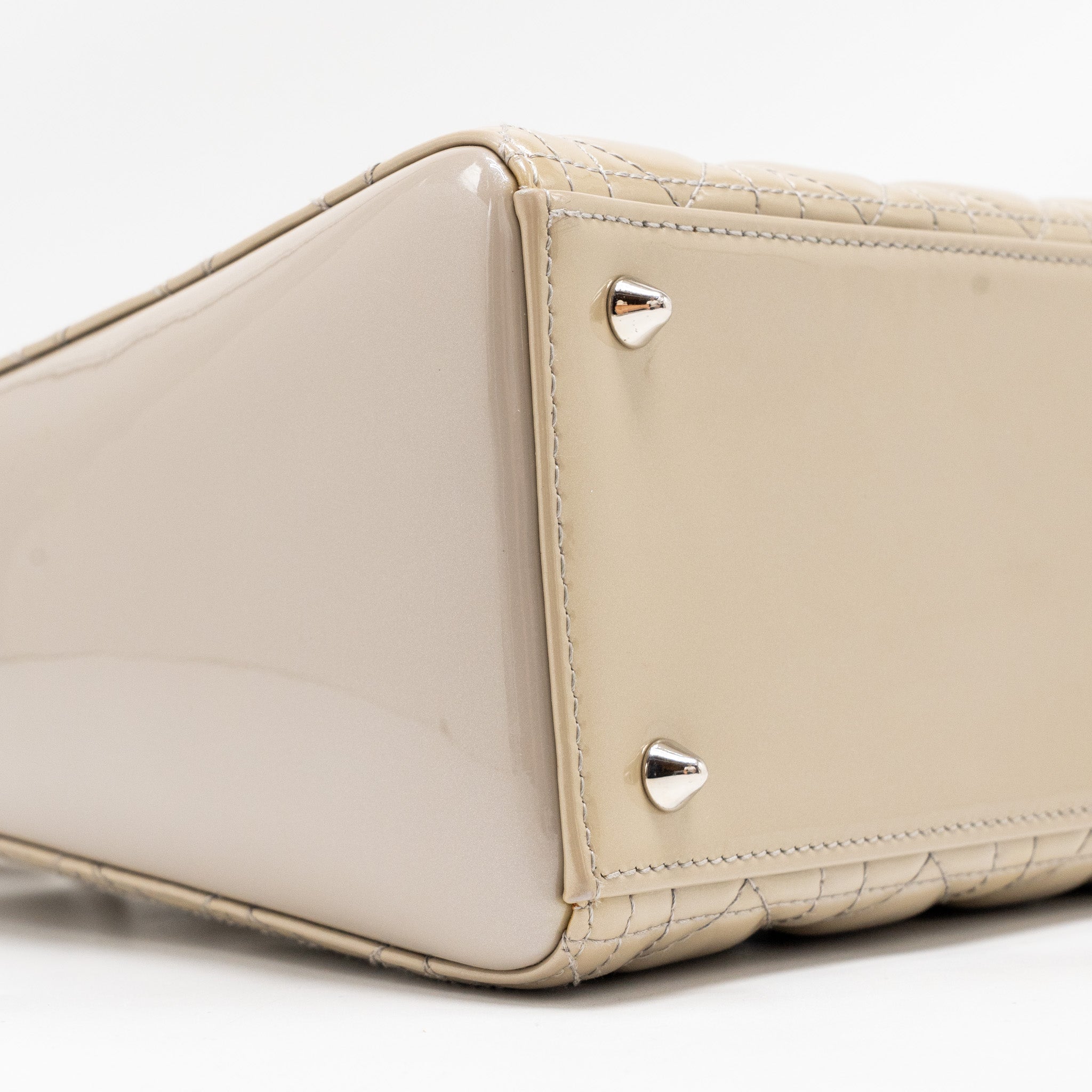 DIOR MEDIUM LADY DIOR PATENT BEIGE SHW