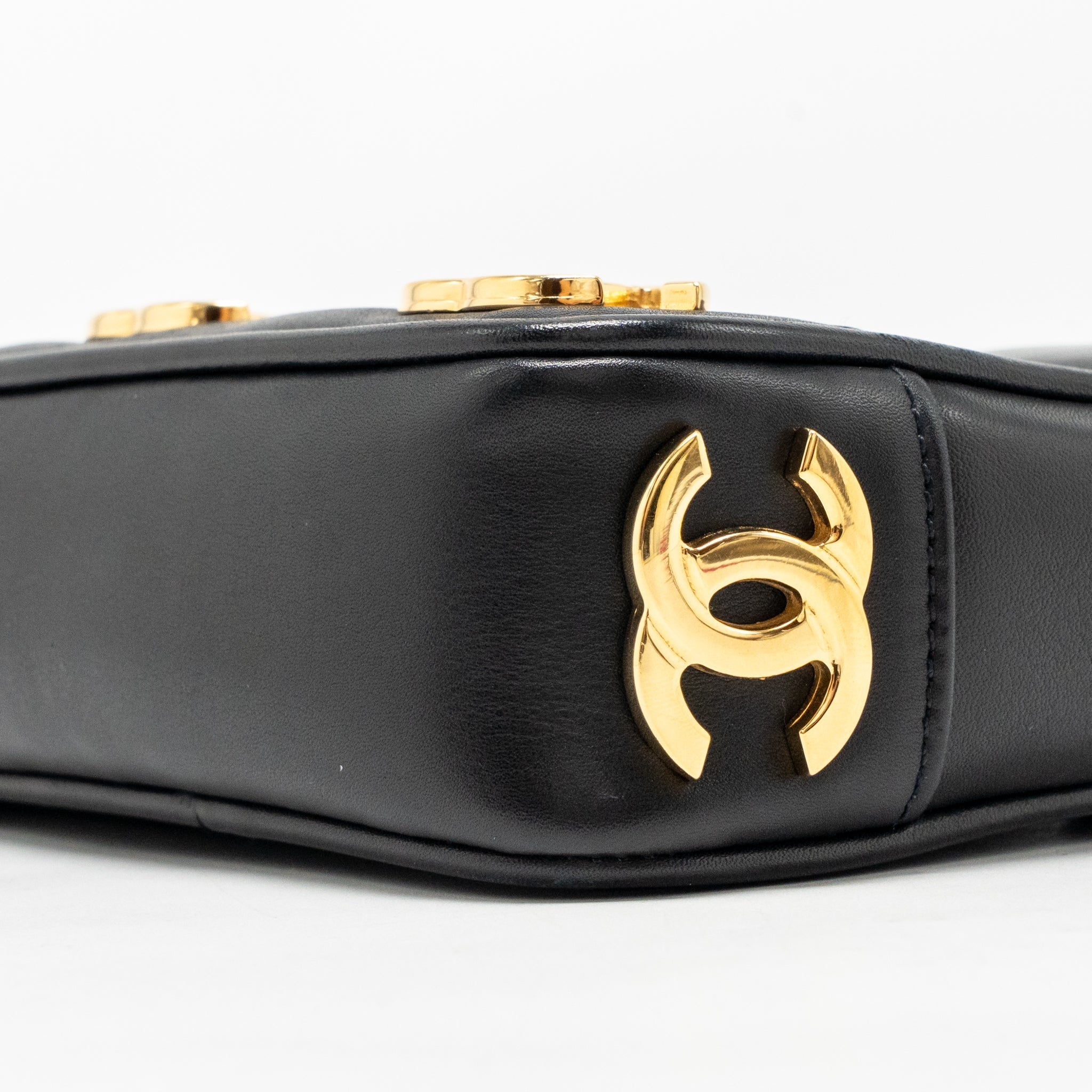 CHANEL VINTAGE CC LOGO FLAP BELT BAG SMOOTH CALFSKIN BLACK GHW