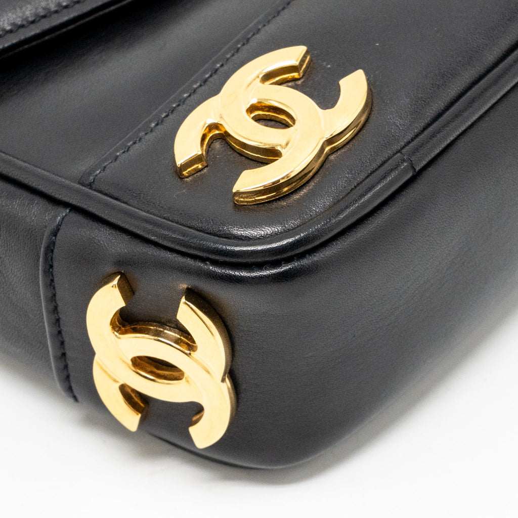 CHANEL VINTAGE CC LOGO FLAP BELT BAG SMOOTH CALFSKIN BLACK GHW