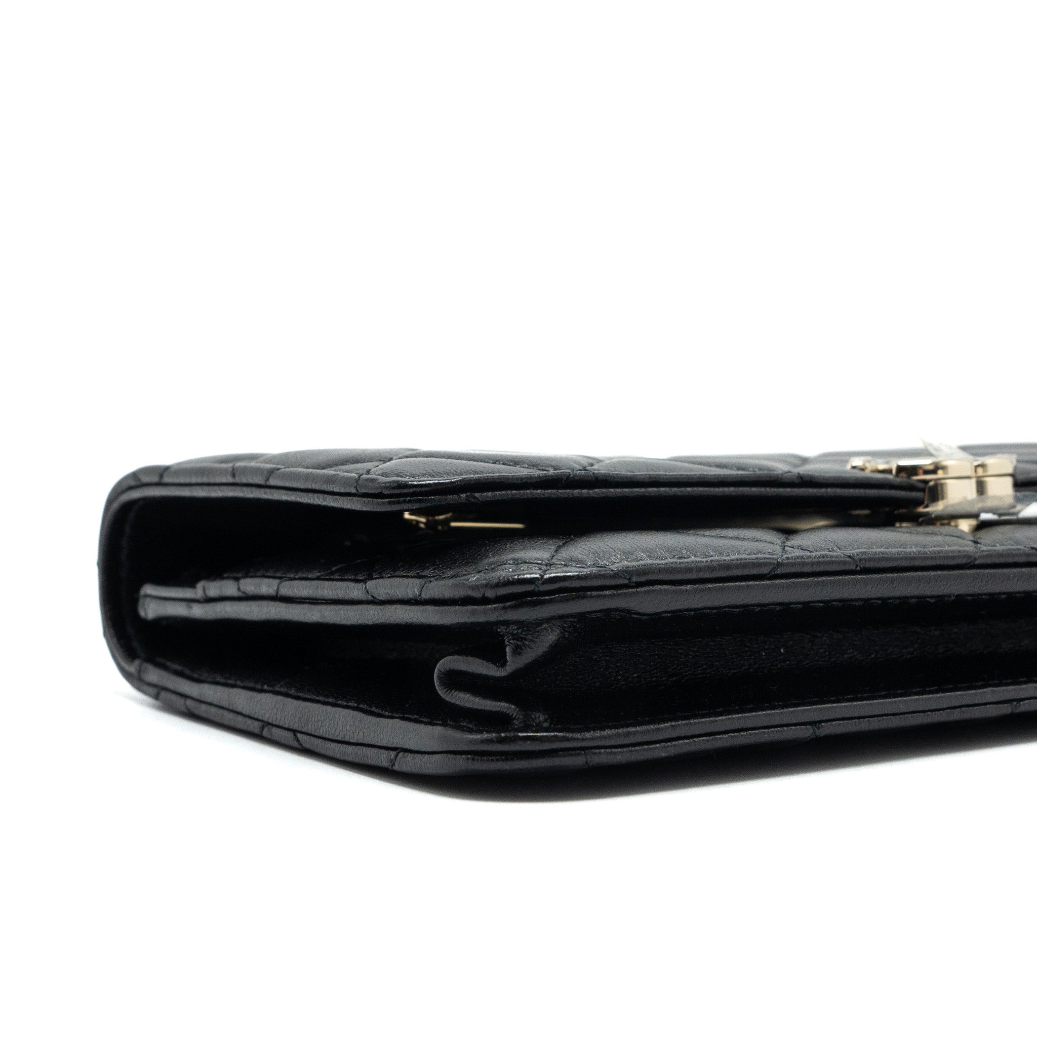 CHANEL LEATHER TOP HANDLE WALLET ON CHAIN LAMBSKIN BLACK LGHW (MICROCHIP)