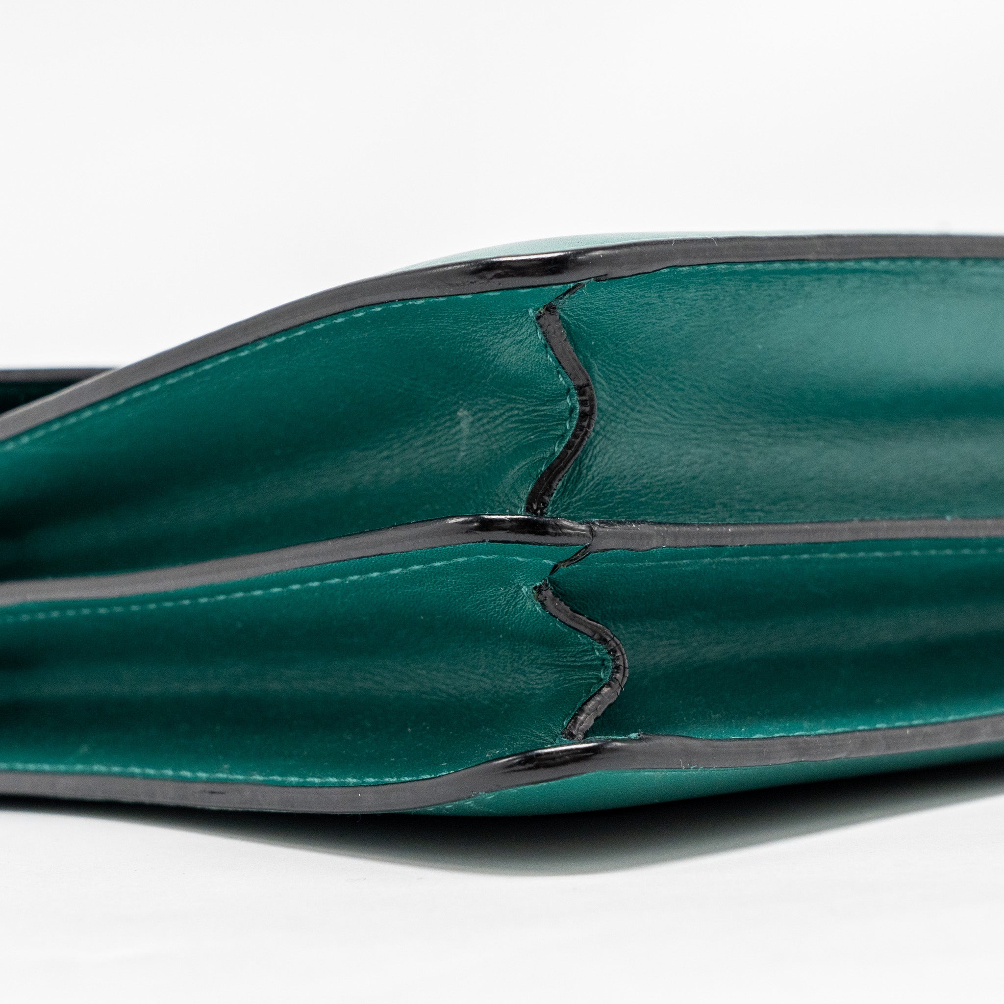 BVLGARI SERPENTI FOREVER BAG CALFSKIN GREEN LGHW