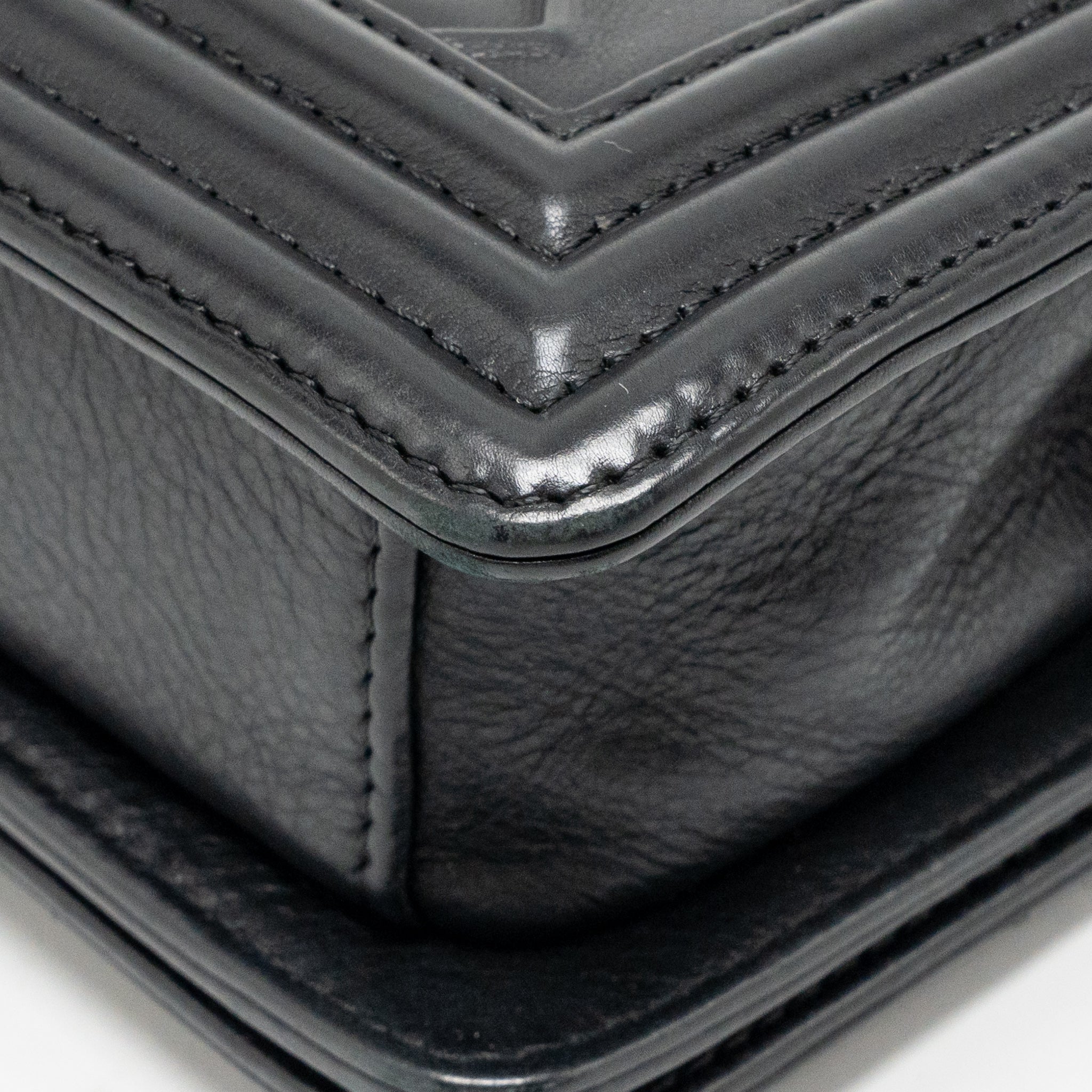 CHANEL SMALL BOY BAG ARABESQUE CALFSKIN BLACK RUTHENIUM SHW