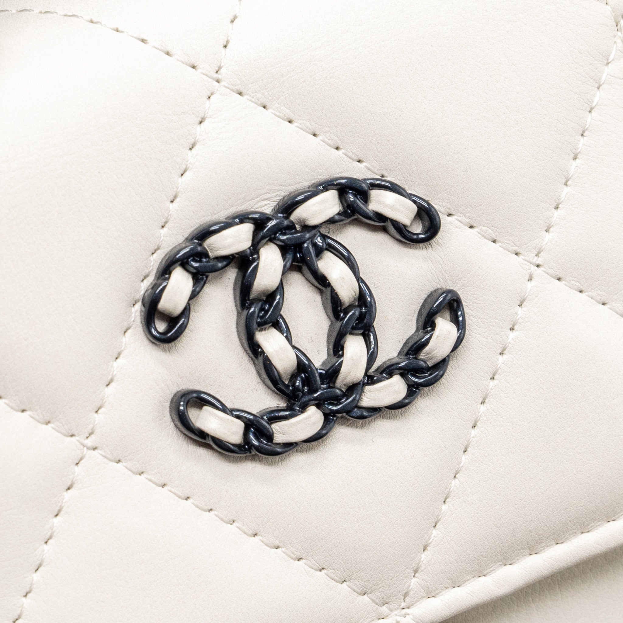 CHANEL VERTICAL 19 PHONE CASE LAMBSKIN WHITE WITH BLACK HARDWARE
