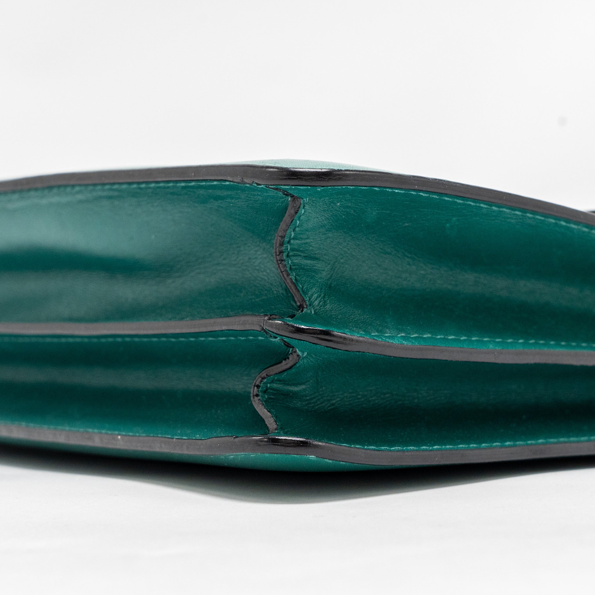 BVLGARI SERPENTI FOREVER BAG CALFSKIN GREEN LGHW
