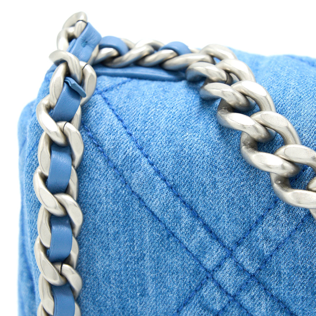 CHANEL 22P SMALL 19 BAG DENIM LIGHT BLUE MULTICOLOUR HARDWARE (MICROCHIP)