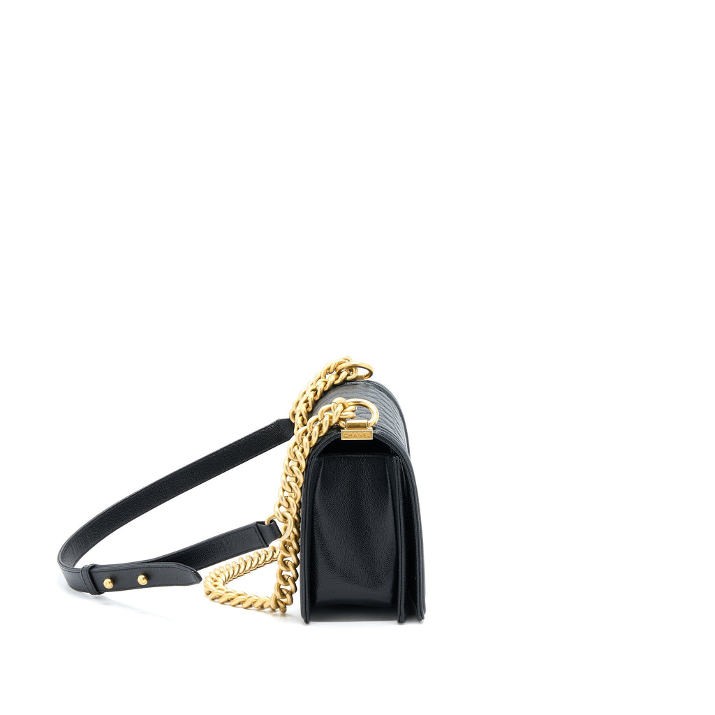 CHANEL MEDIUM BOY BAG CAVIAR BLACK GHW