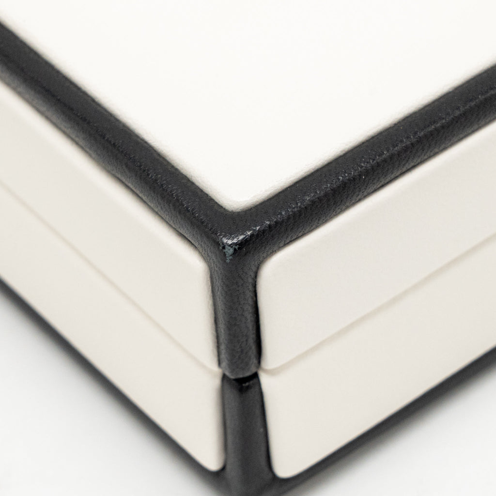CHANEL N.5 PERFUME BOX MINAUDIERE CLUTCH LIMITED EDITION LAMBSKIN/ENAMEL WHITE/BLACK GHW