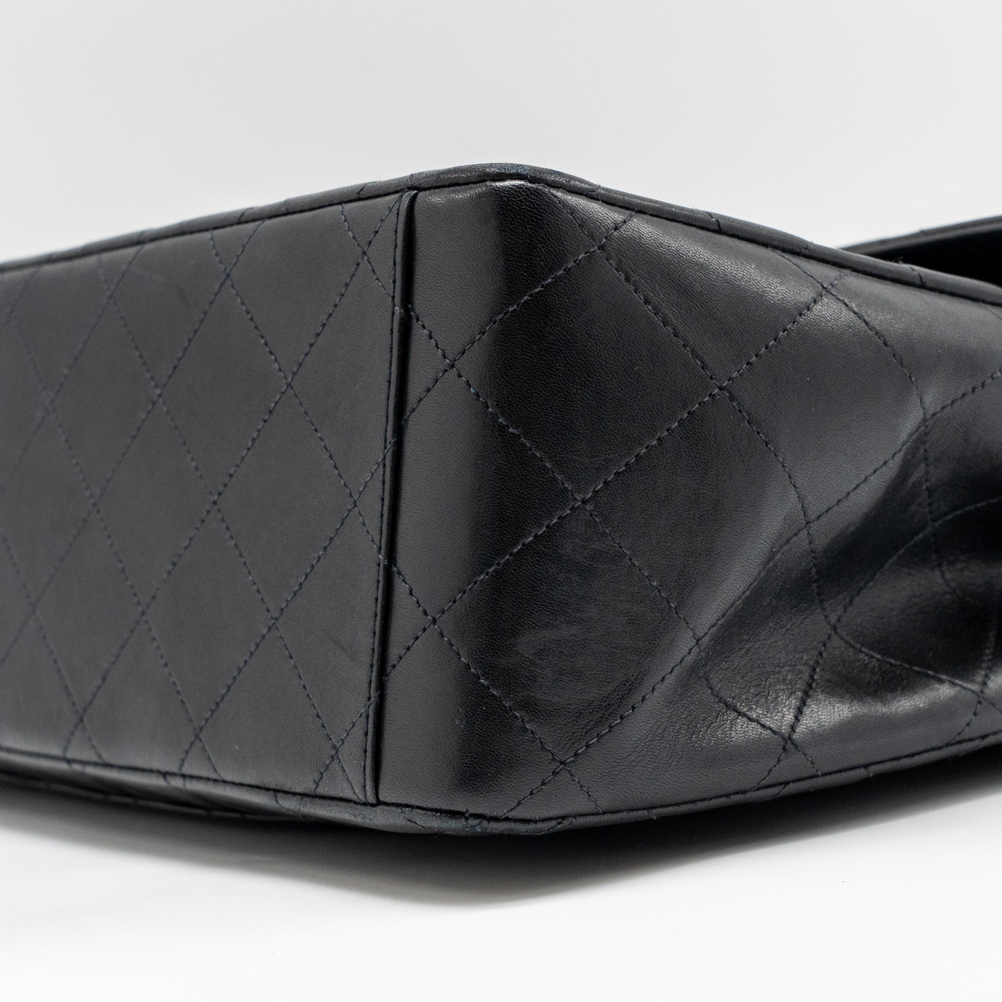 CHANEL VINTAGE CLASSIC FLAP JUMBO BAG CALFSKIN BLACK GHW