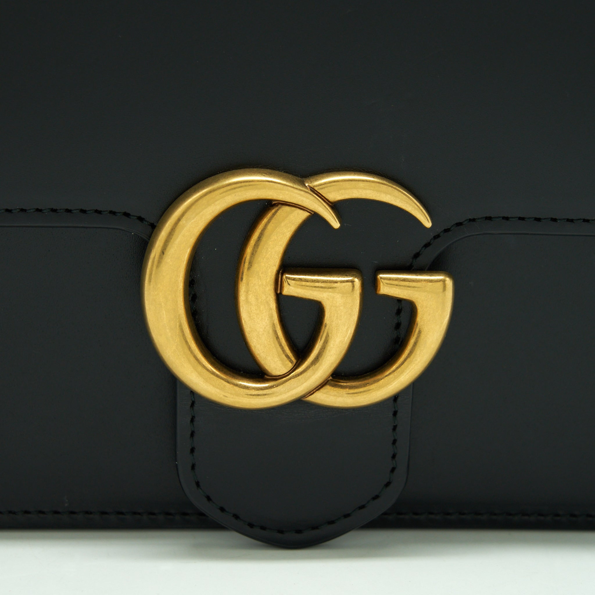 GUCCI GG FLAP BAG BOX CALFSKIN BLACK GHW
