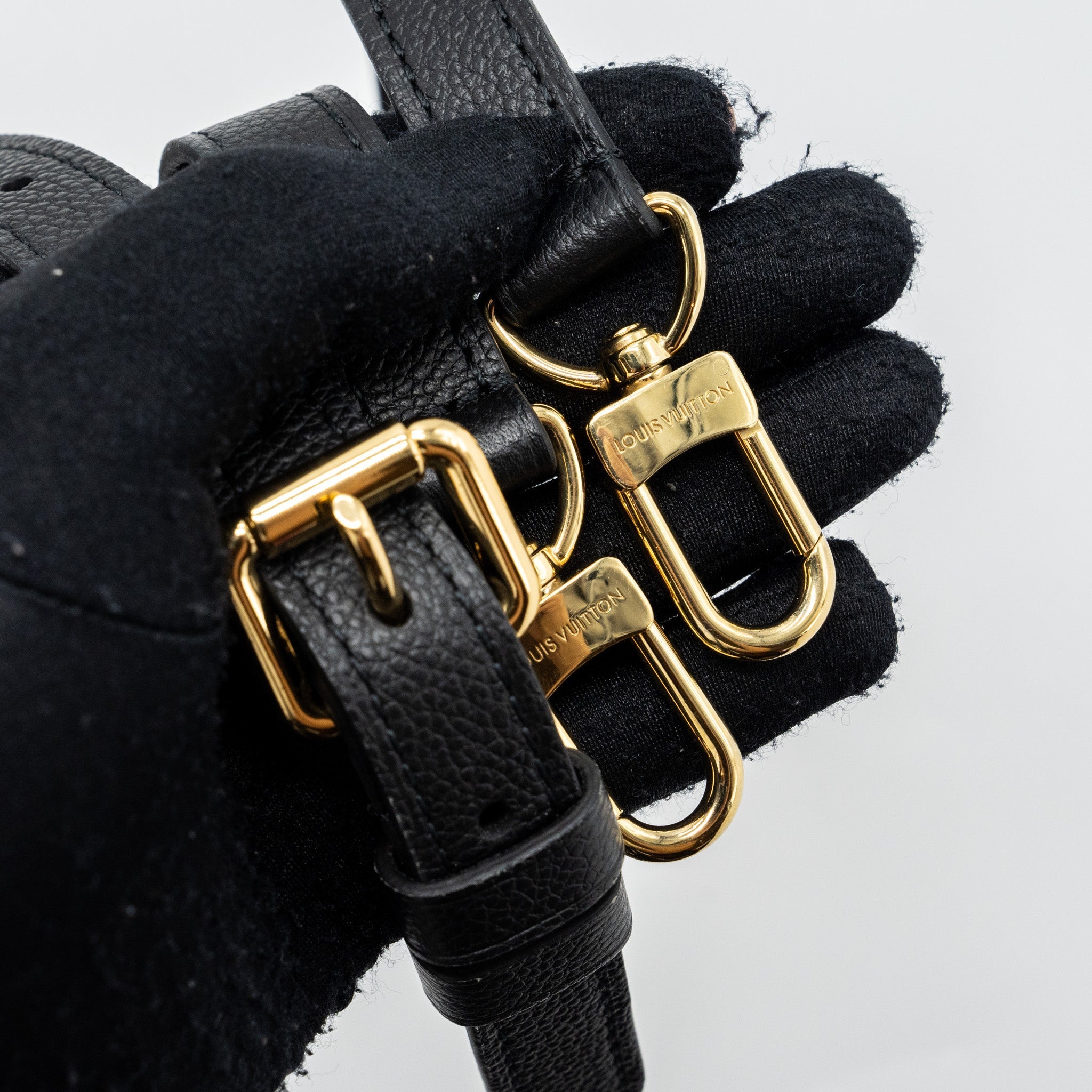 LOUIS VUITTON POCHETTE MÉTIS MONOGRAM EMPREINTE BLACK GHW (NEW VERSION)