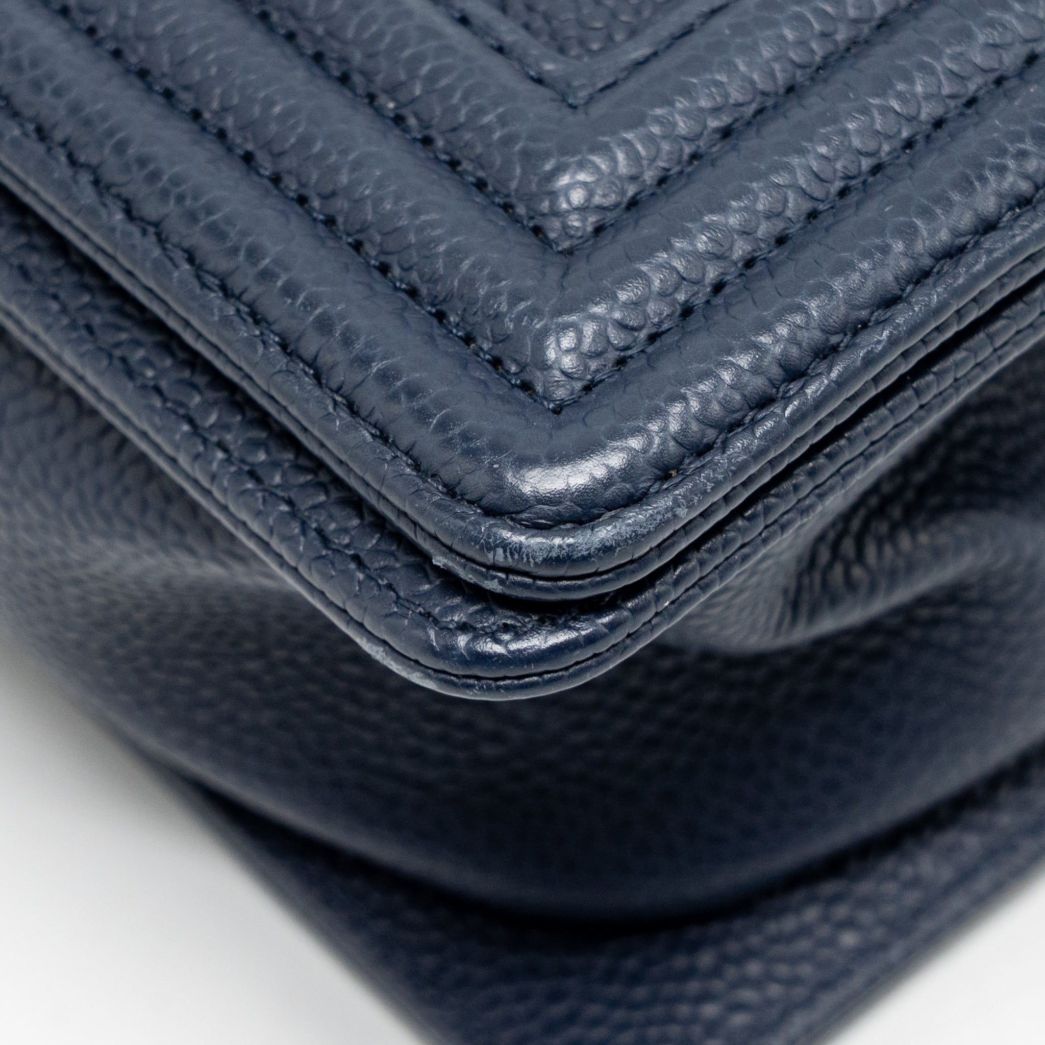 CHANEL MEDIUM BOY BAG CAVIAR NAVY LGHW