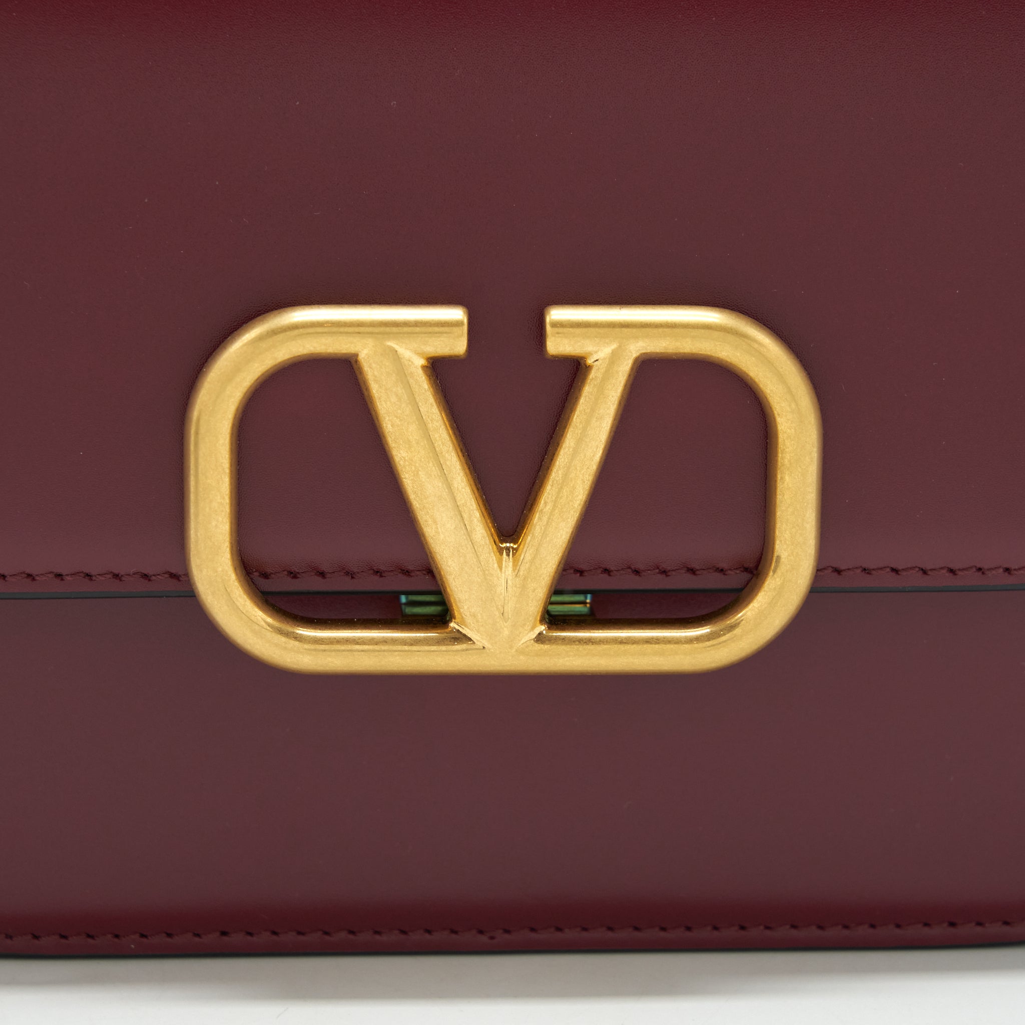VALENTINO VLOGO SMALL CHAIN SHOULDER BAG CALFSKIN DARK RED GHW