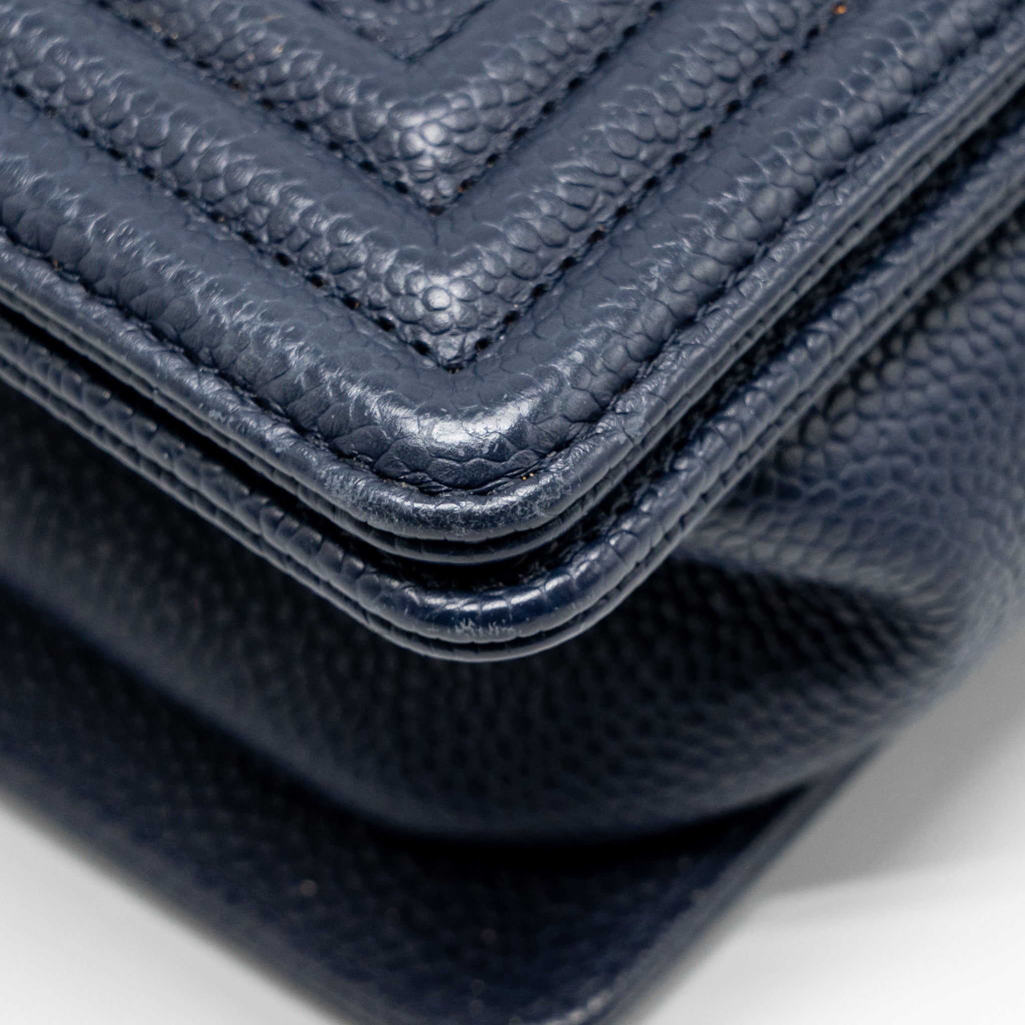CHANEL MEDIUM BOY BAG CAVIAR NAVY LGHW