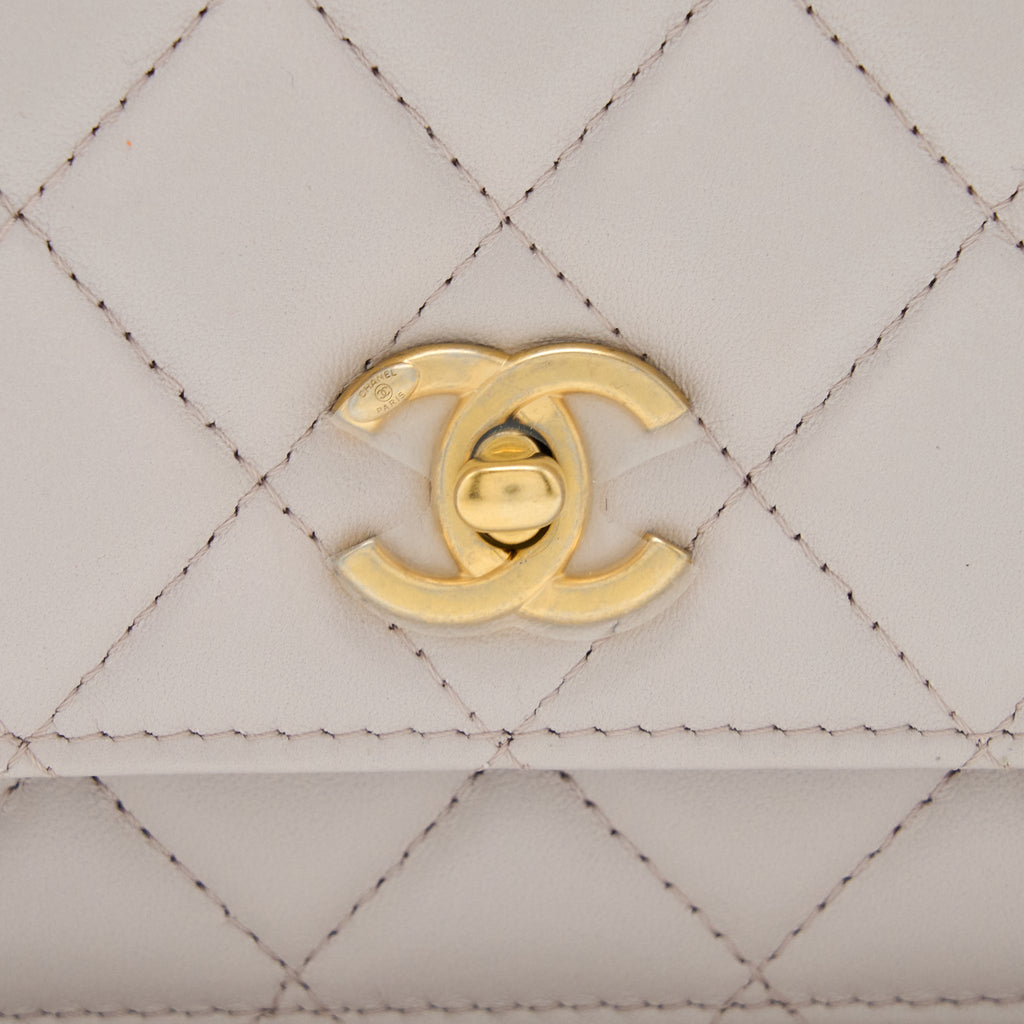 CHANEL PEARL CRUSH WALLET ON CHAIN LAMBSKIN LIALIC/LIGHT PURPLE BRUSHED GHW (MICROCHIP)