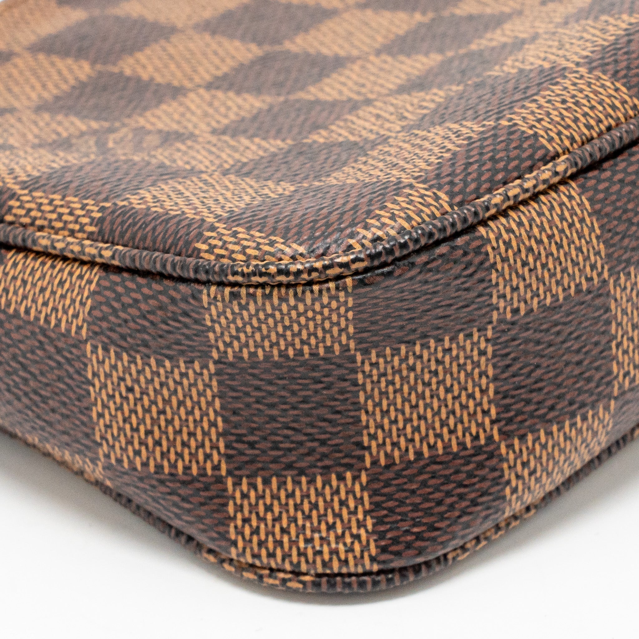 LOUIS VUITTON POCHETTE ACCESSOIRES DAMIER EBENE CANVAS GHW
