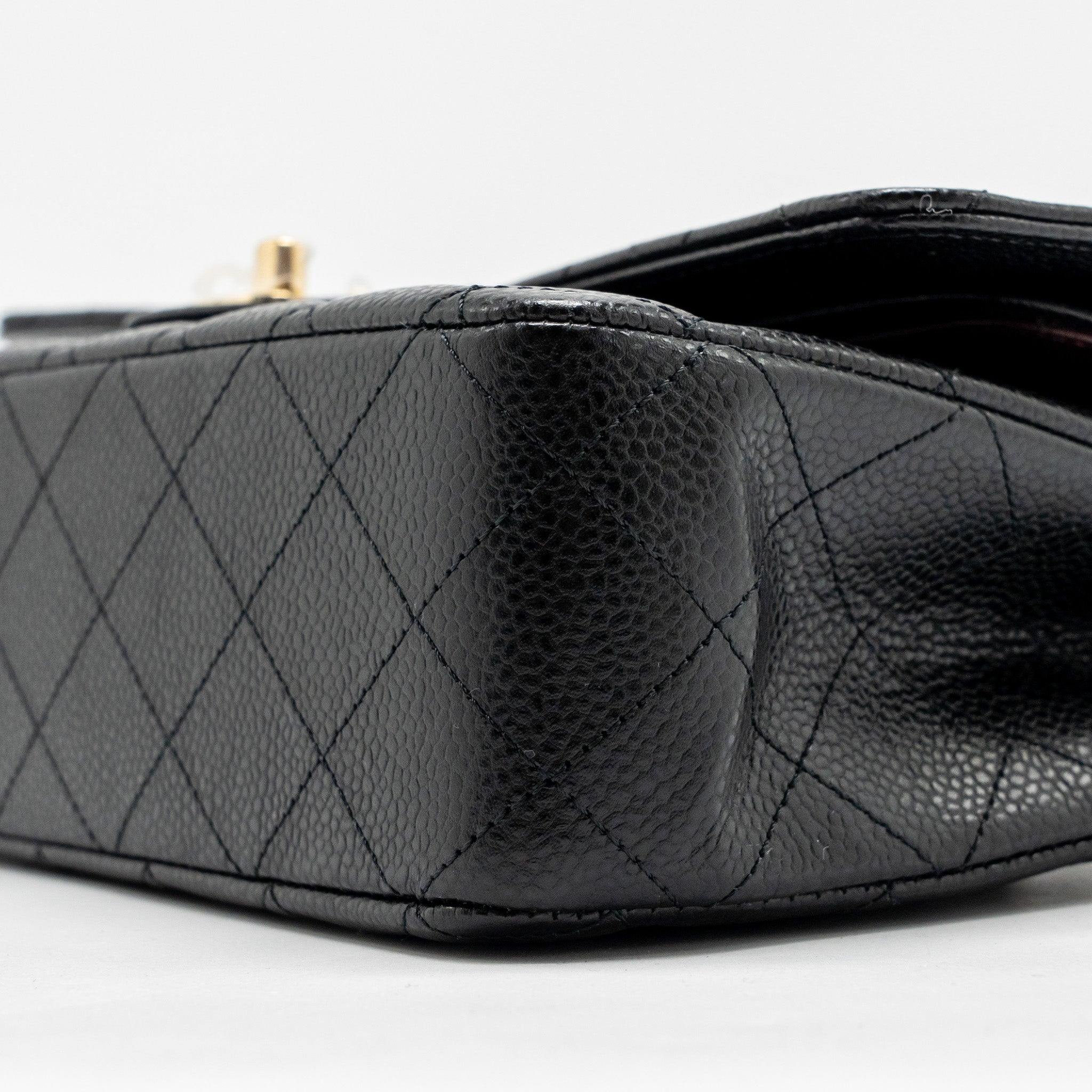 CHANEL MEDIUM CLASSIC DOUBLE FLAP BAG CAVIAR BLACK GHW(MICROCHIP)