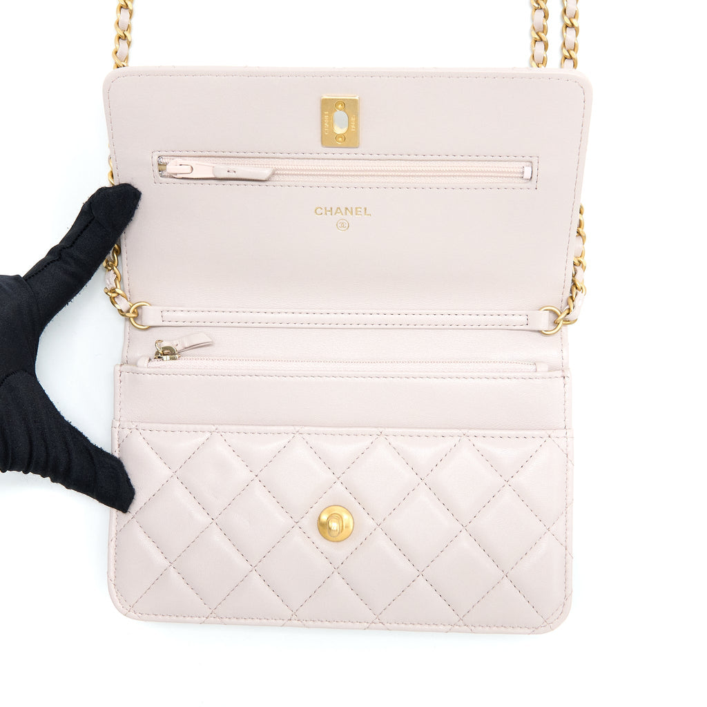 CHANEL PEARL CRUSH WALLET ON CHAIN LAMBSKIN LIALIC/LIGHT PURPLE BRUSHED GHW (MICROCHIP)