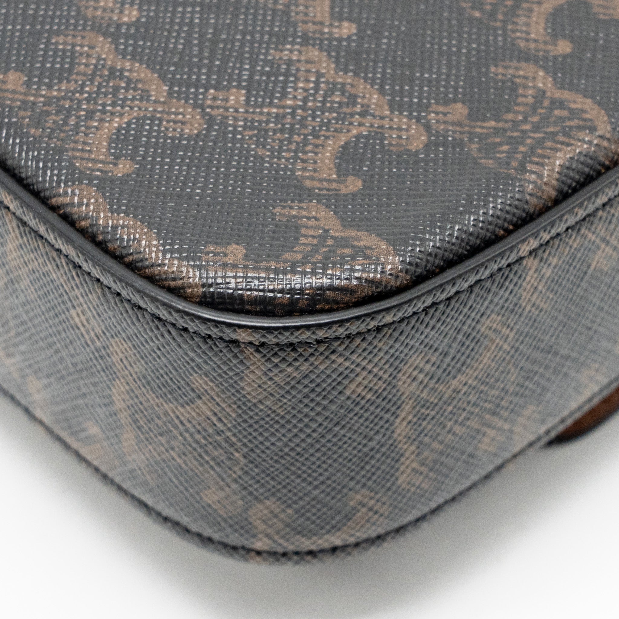 CELINE TRIOMPHE SHOULDER BAG CLAUDE CANVAS TAN GHW