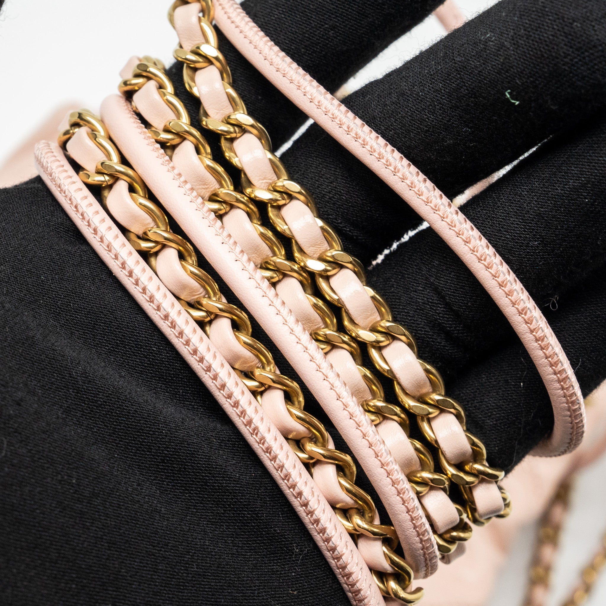 CHANEL MINI 22 BAG SHINY CALFSKIN PINK GHW (MICROCHIP)