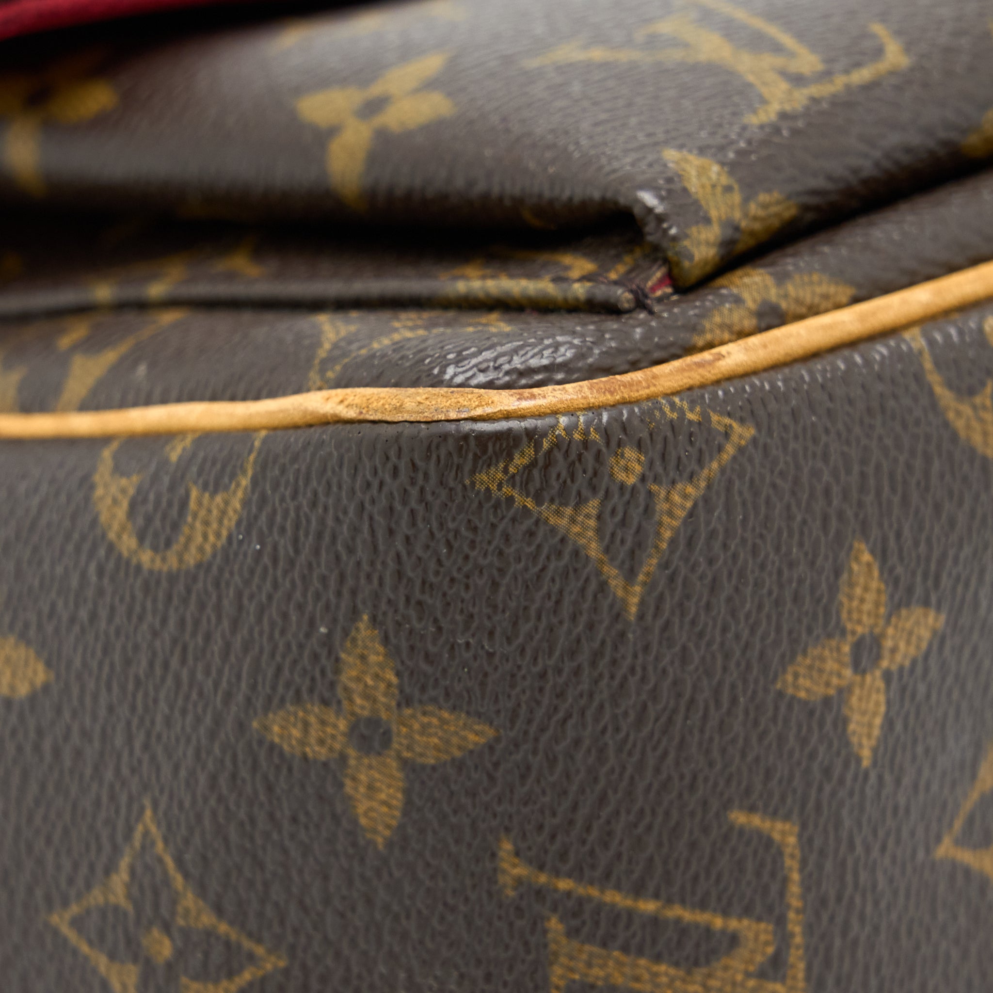 LOUIS VUITTON VINTAGE VIVA CITE PM MONOGRAM CANVAS GHW