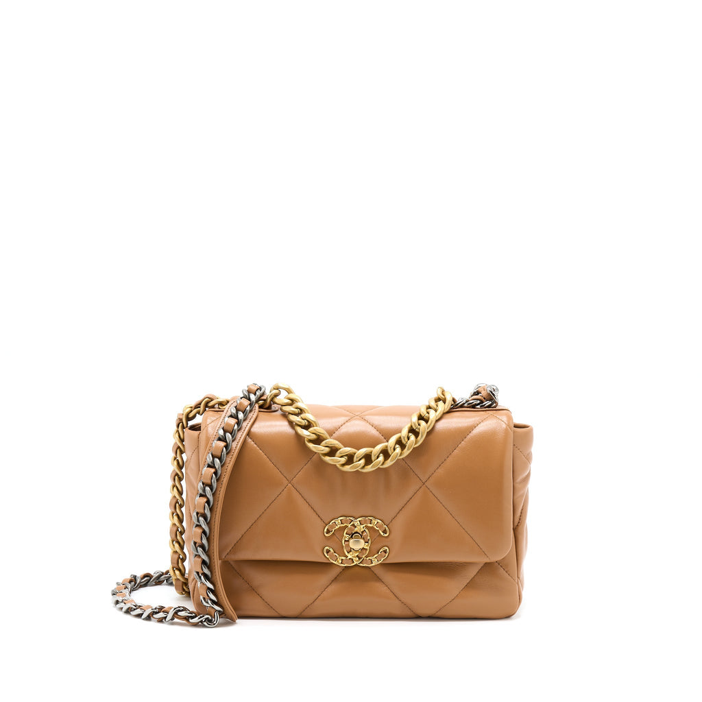 CHANEL 22A SMALL 19 BAG LAMBSKIN CARAMEL GHW (MICROCHIP)