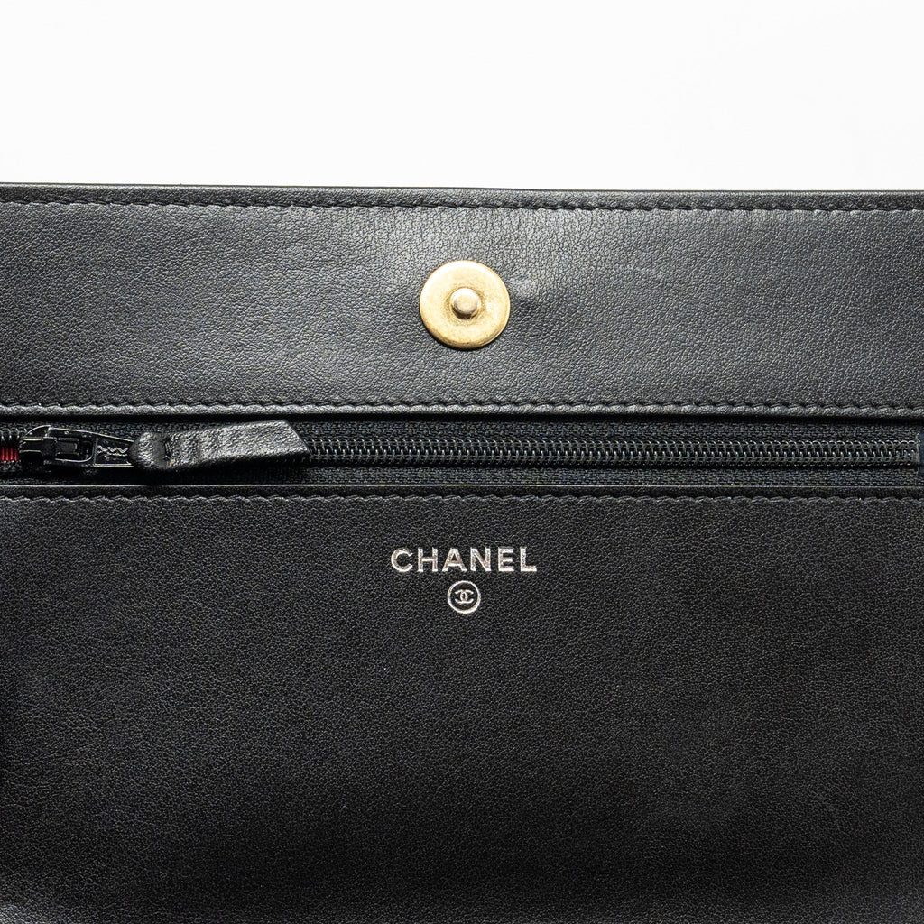 CHANEL GABRIELLE WALLET ON CHAIN CALFSKIN WHITE / BLACK MULTICOLOUR HARDWARE