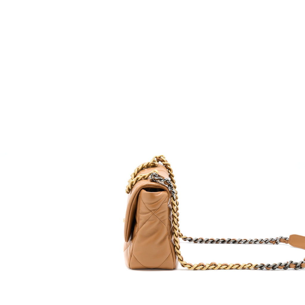 CHANEL 22A SMALL 19 BAG LAMBSKIN CARAMEL GHW (MICROCHIP)