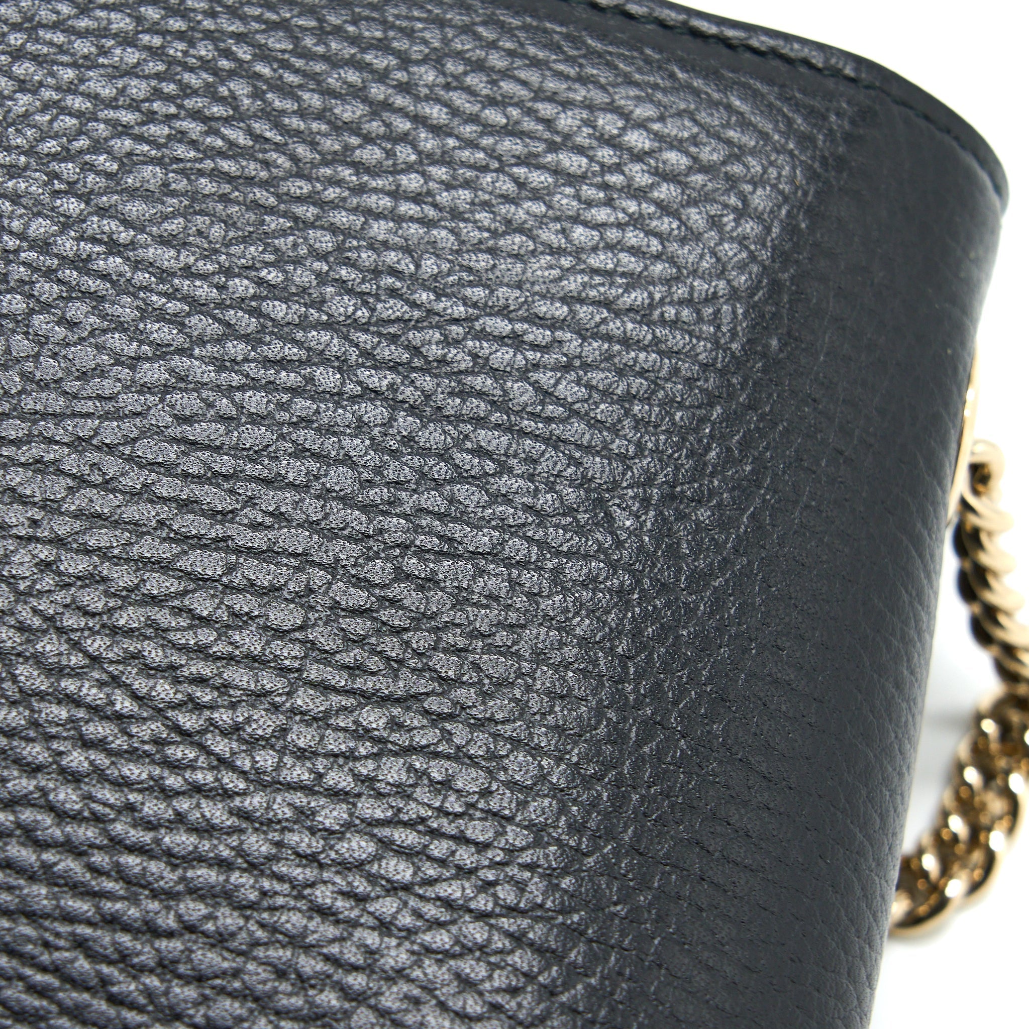GUCCI INTERLOCKING SMALL SHOULDER BAG BLACK LGHW